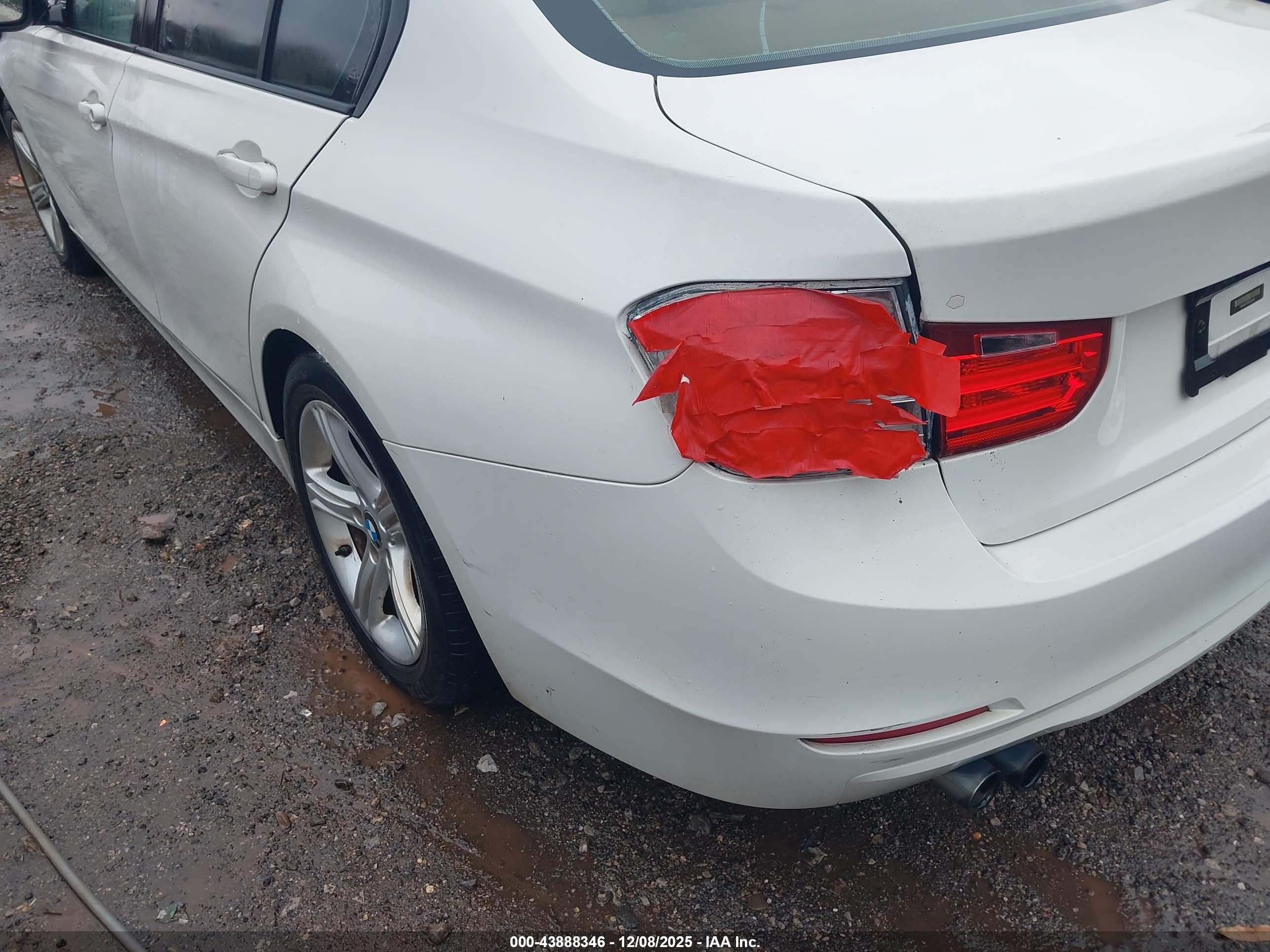 BMW 328I image 6