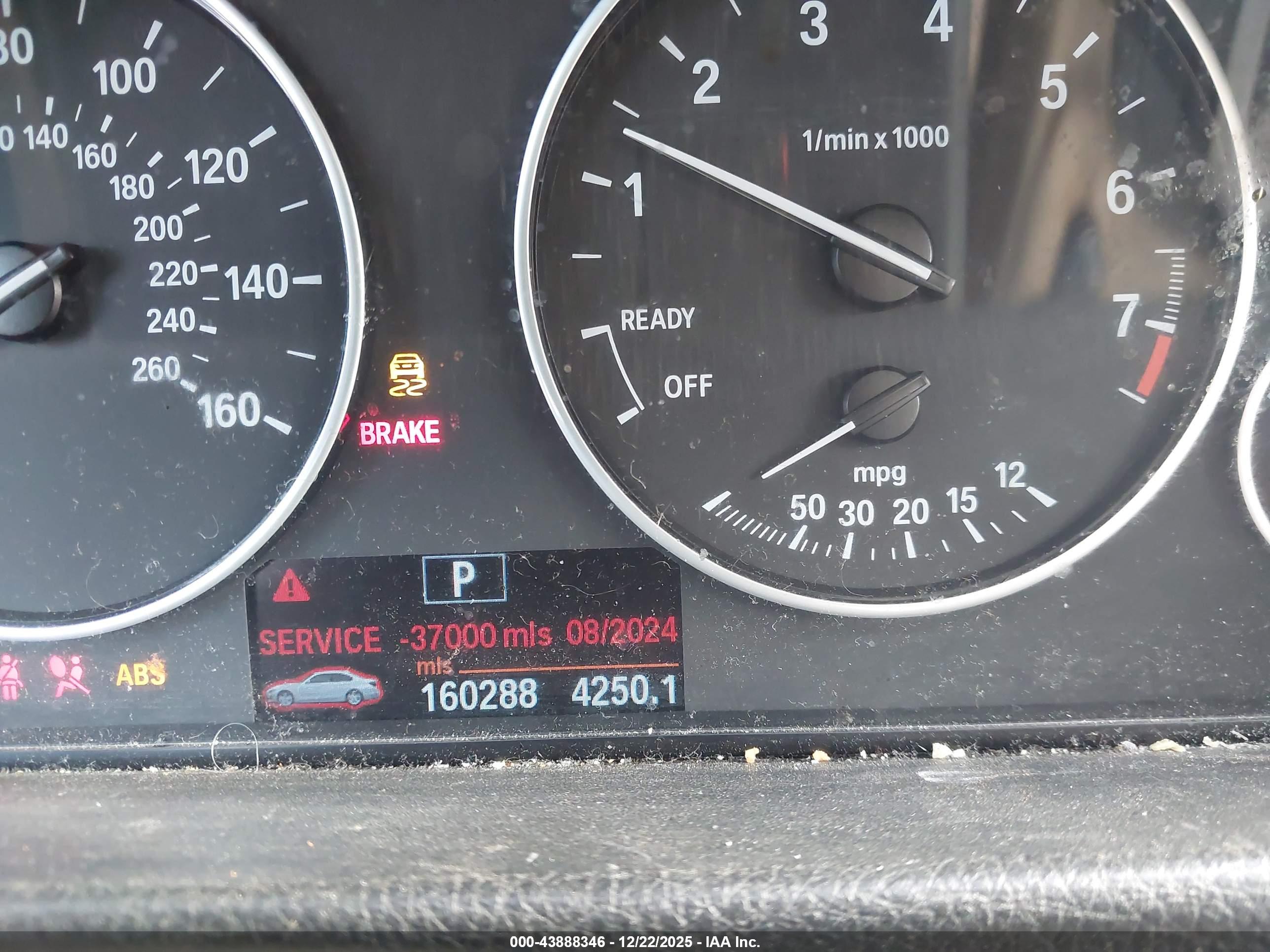 BMW 328I image 7