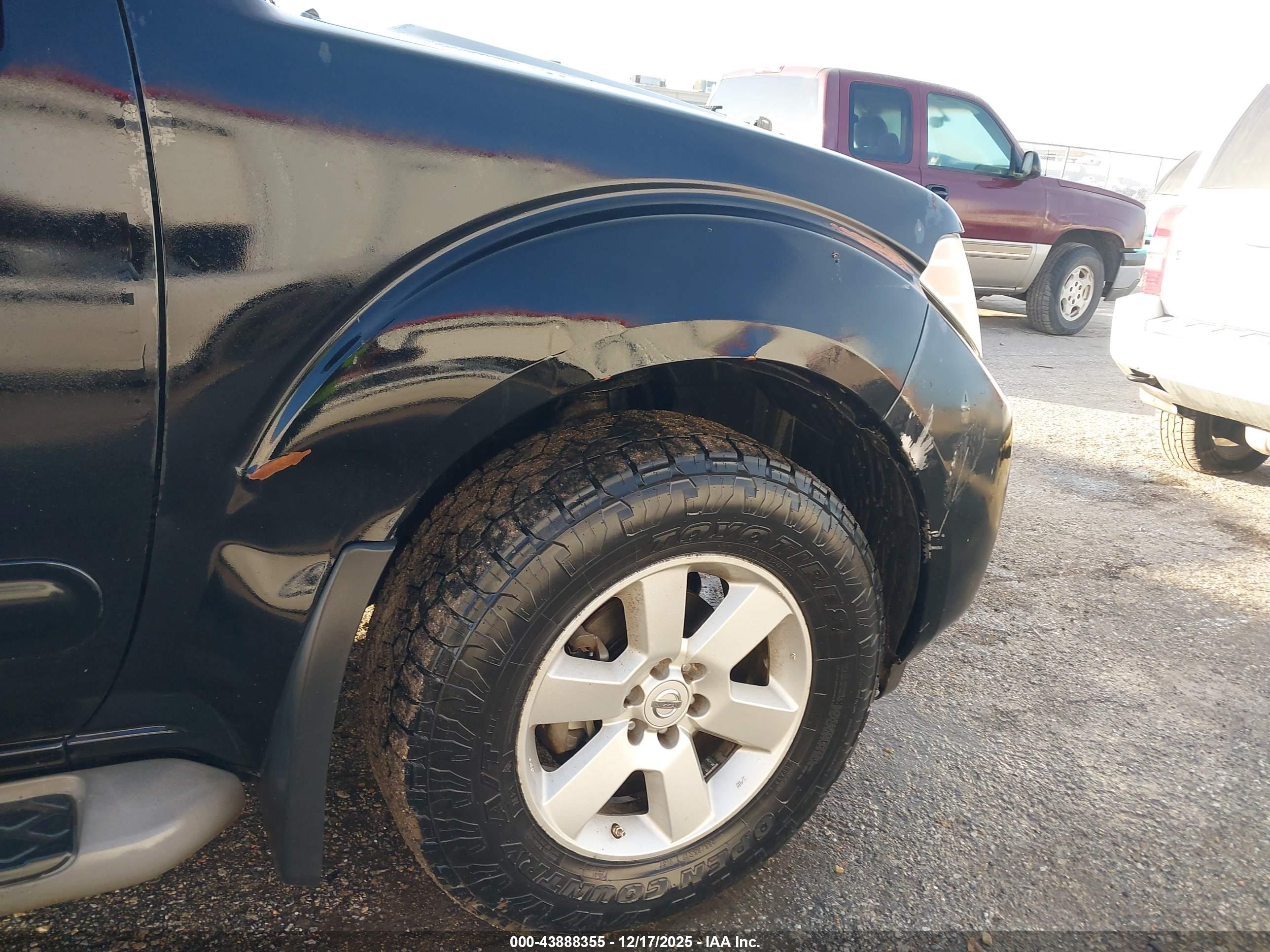 NISSAN PATHFINDER image 6