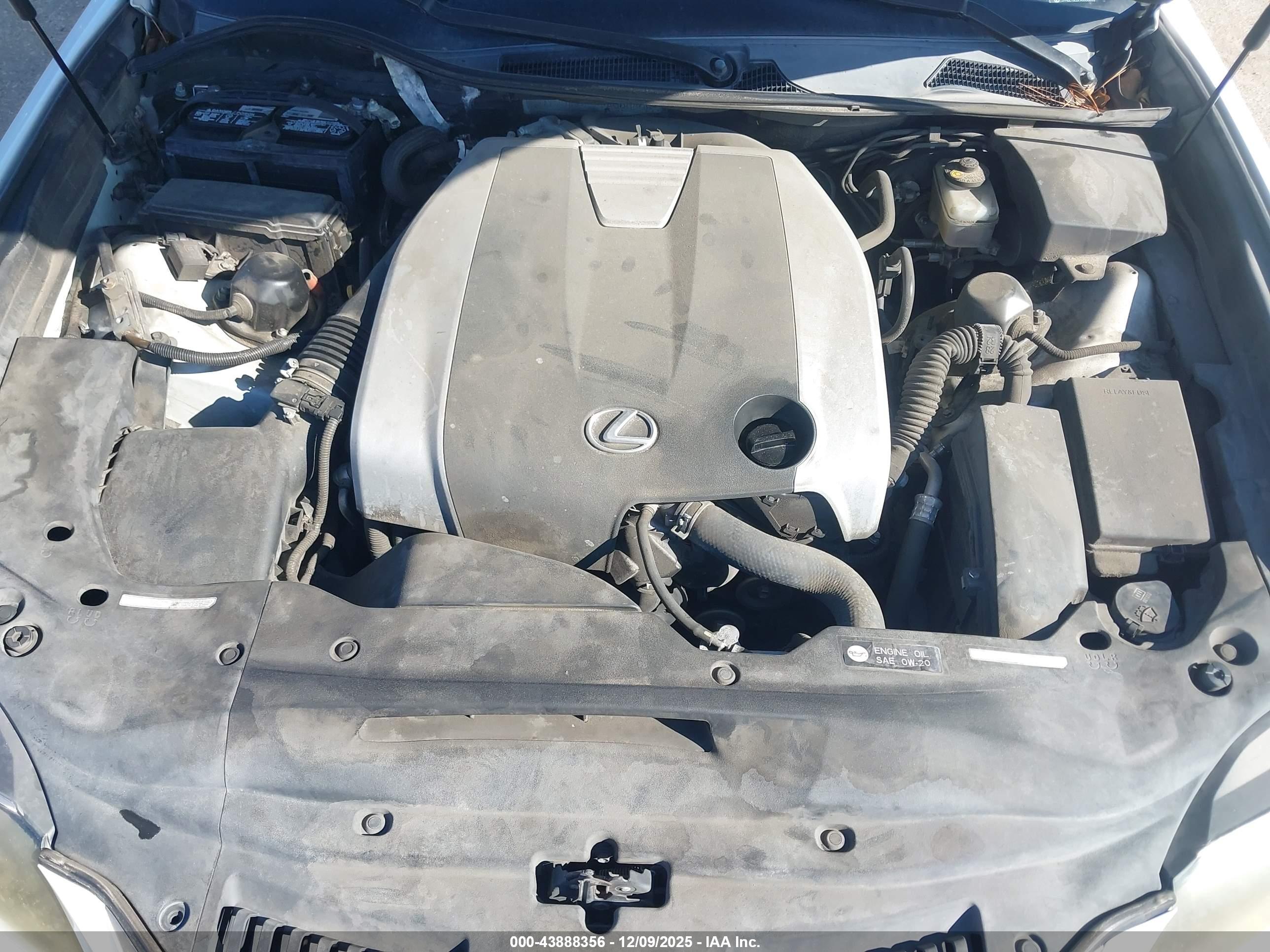 LEXUS GS image 10