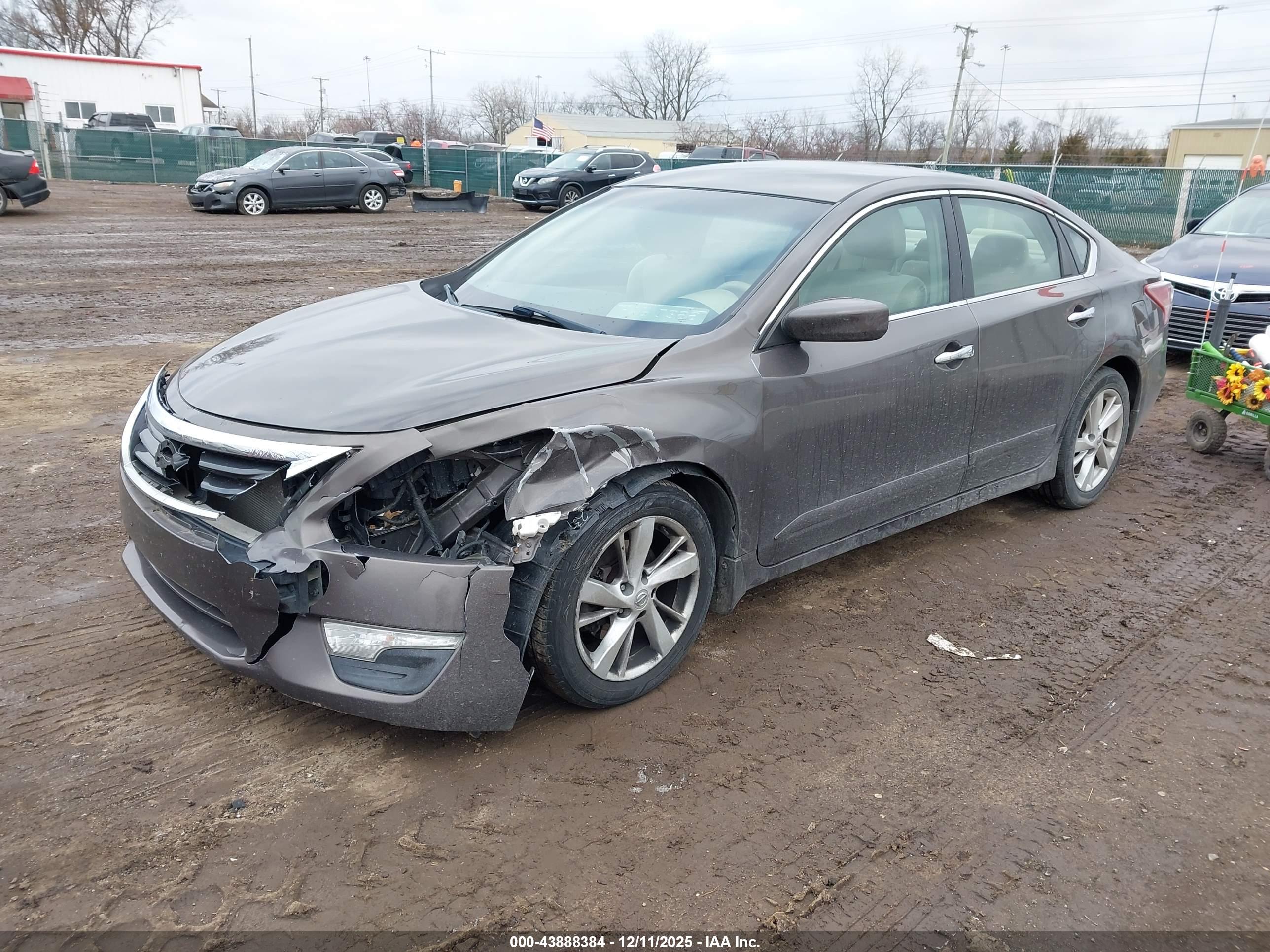 NISSAN ALTIMA image 2