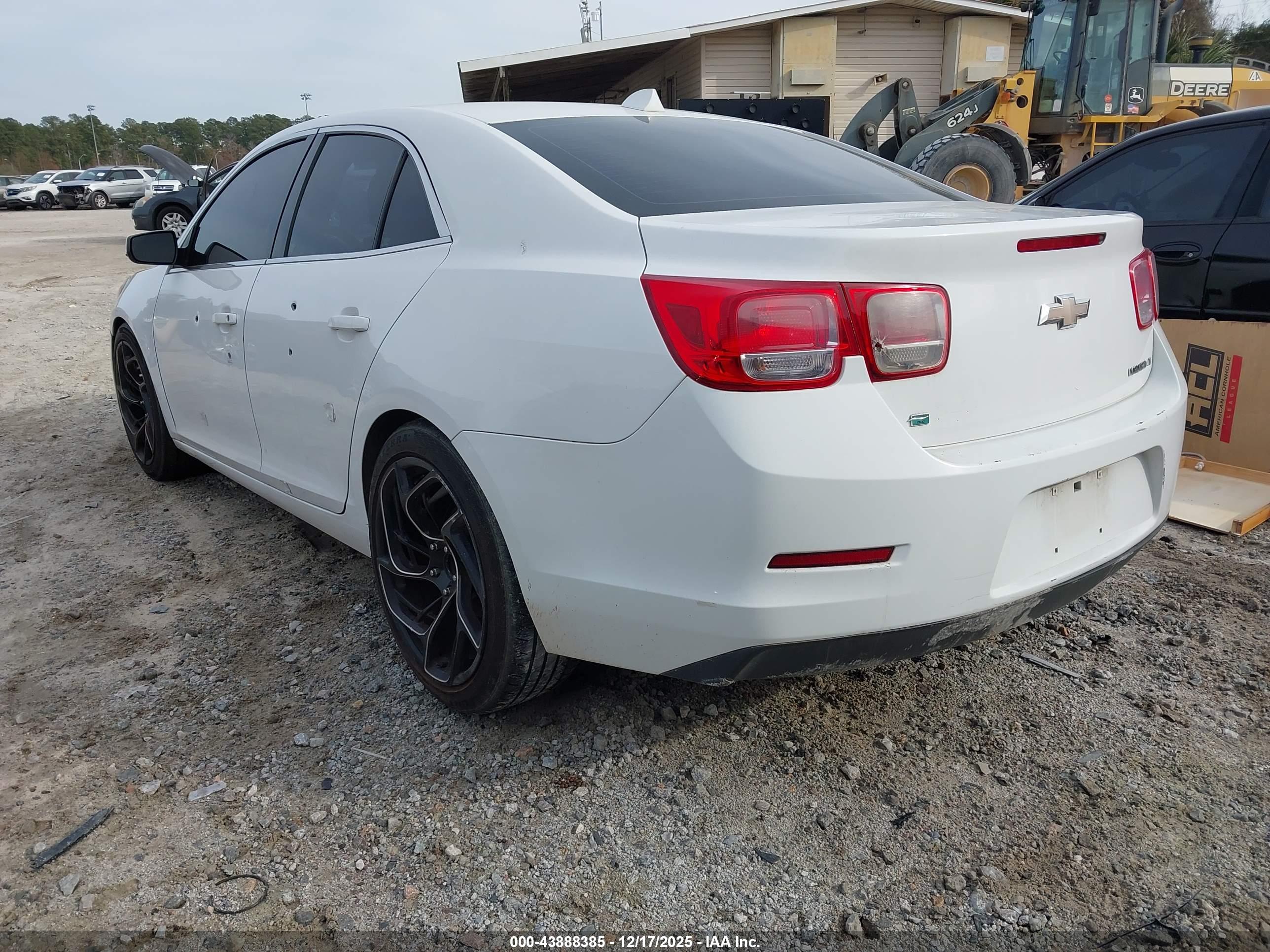 CHEVROLET MALIBU image 3
