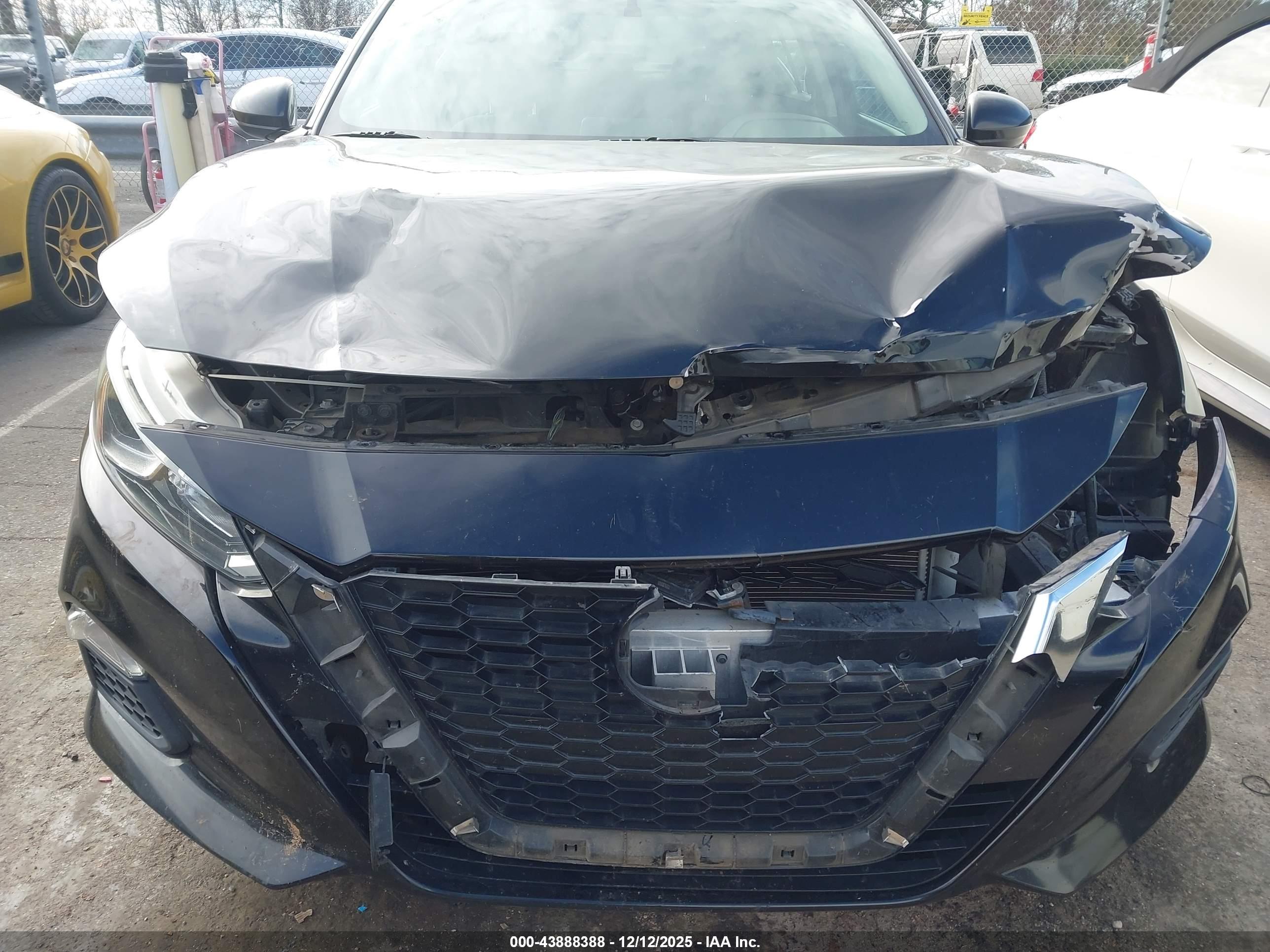 NISSAN ALTIMA image 6