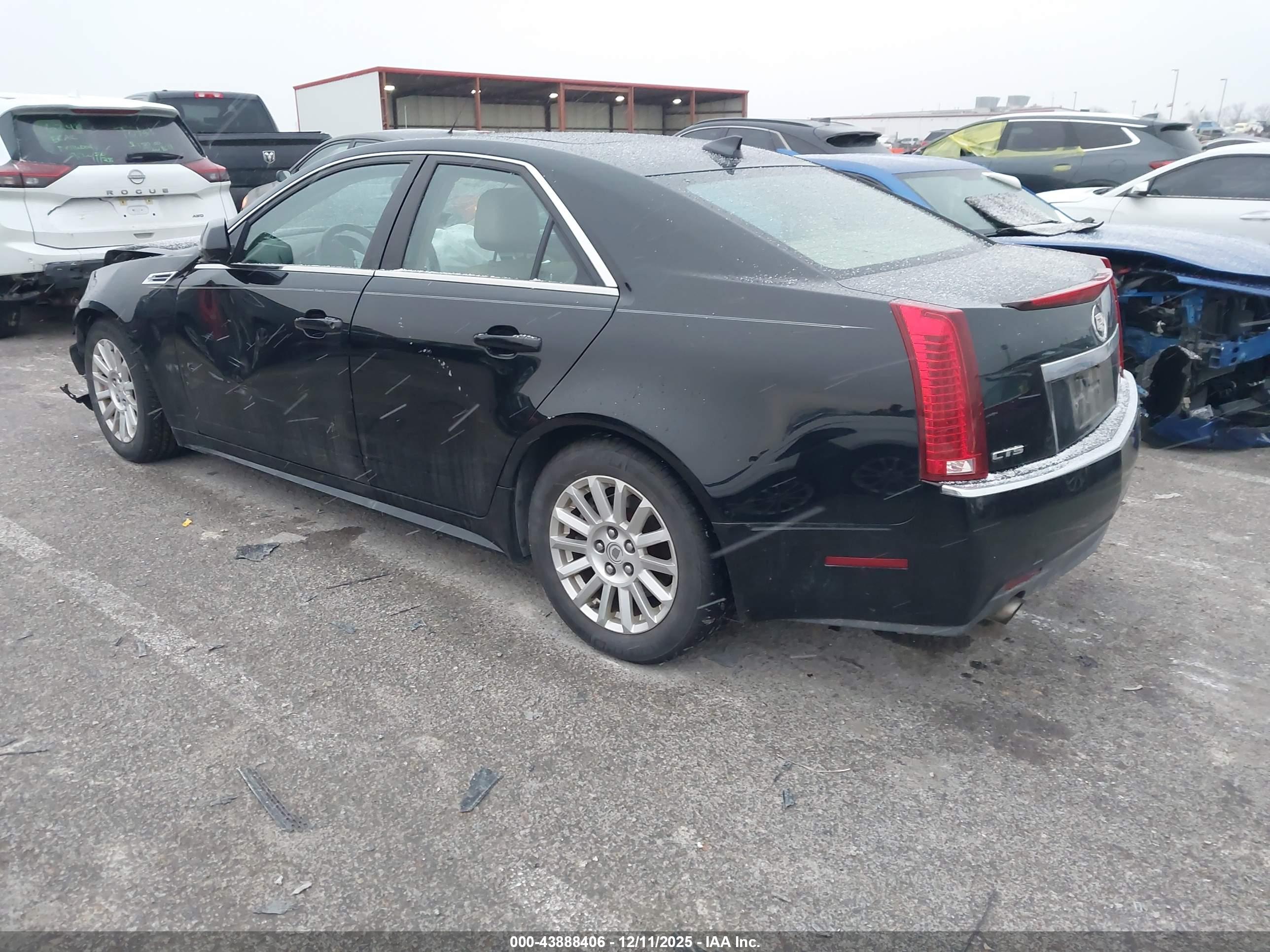 CADILLAC CTS image 3