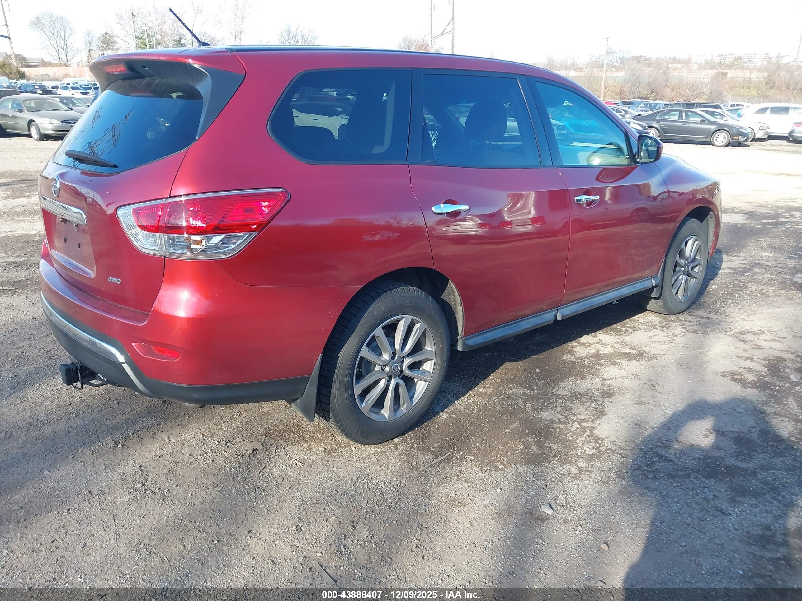 NISSAN PATHFINDER image 4