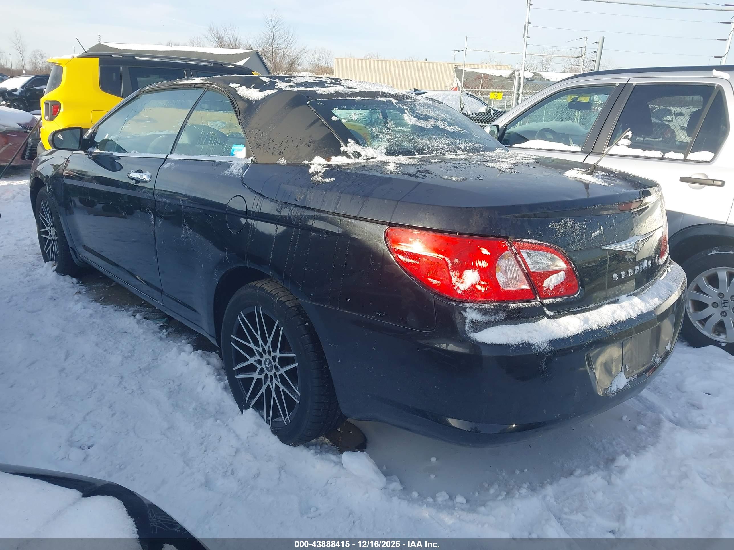 CHRYSLER SEBRING image 3
