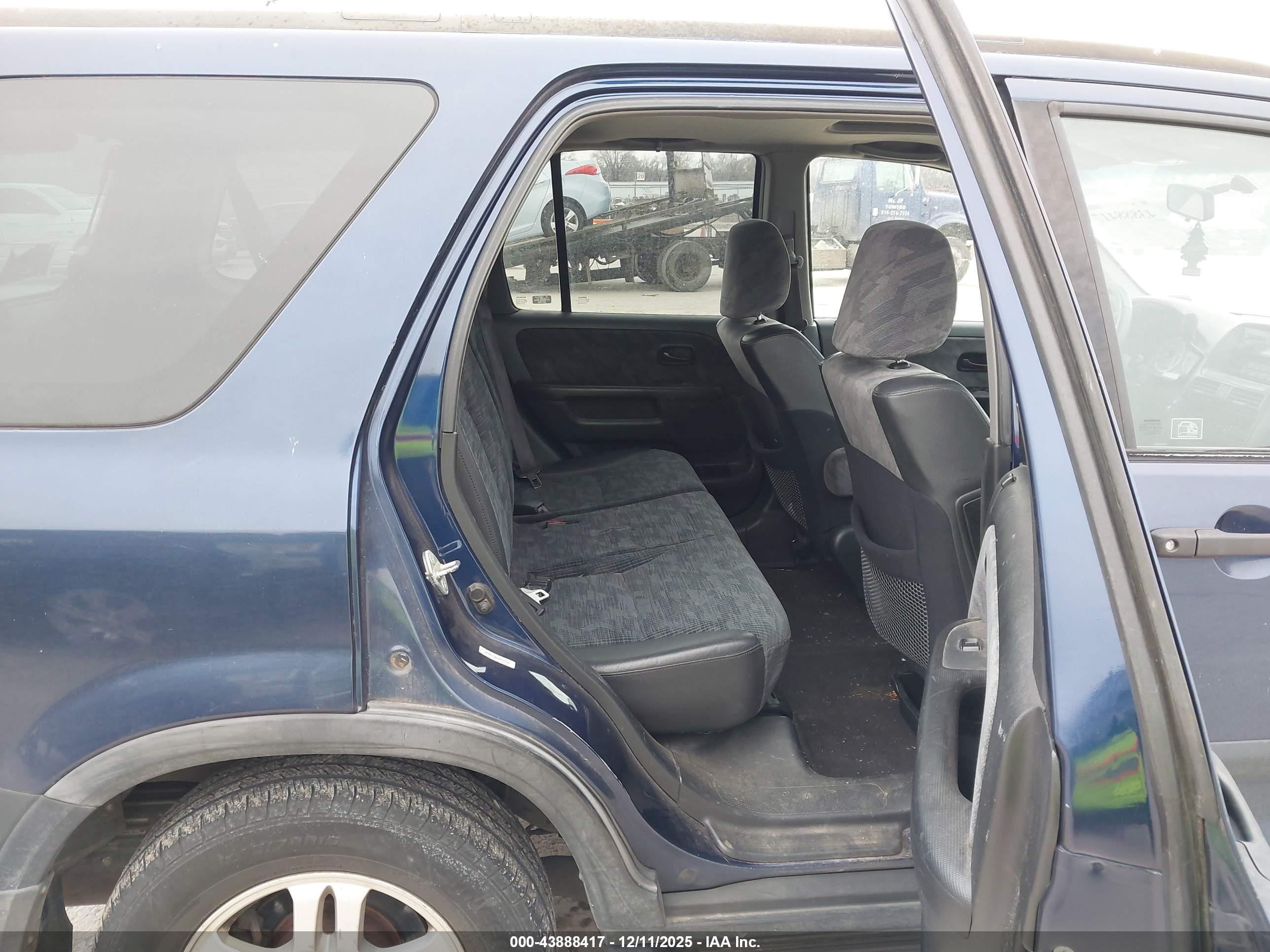 HONDA CR-V image 8