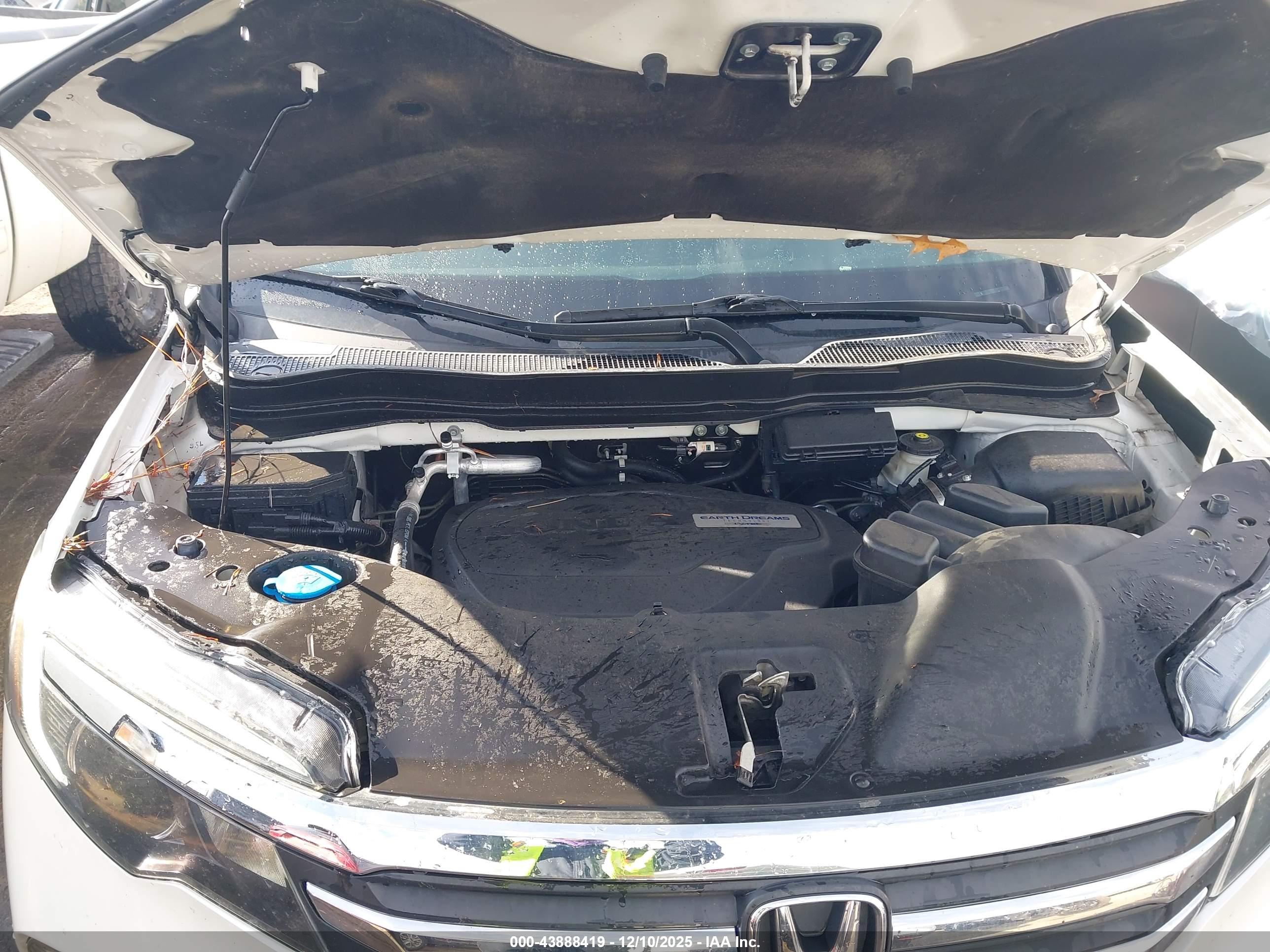 HONDA PILOT image 10