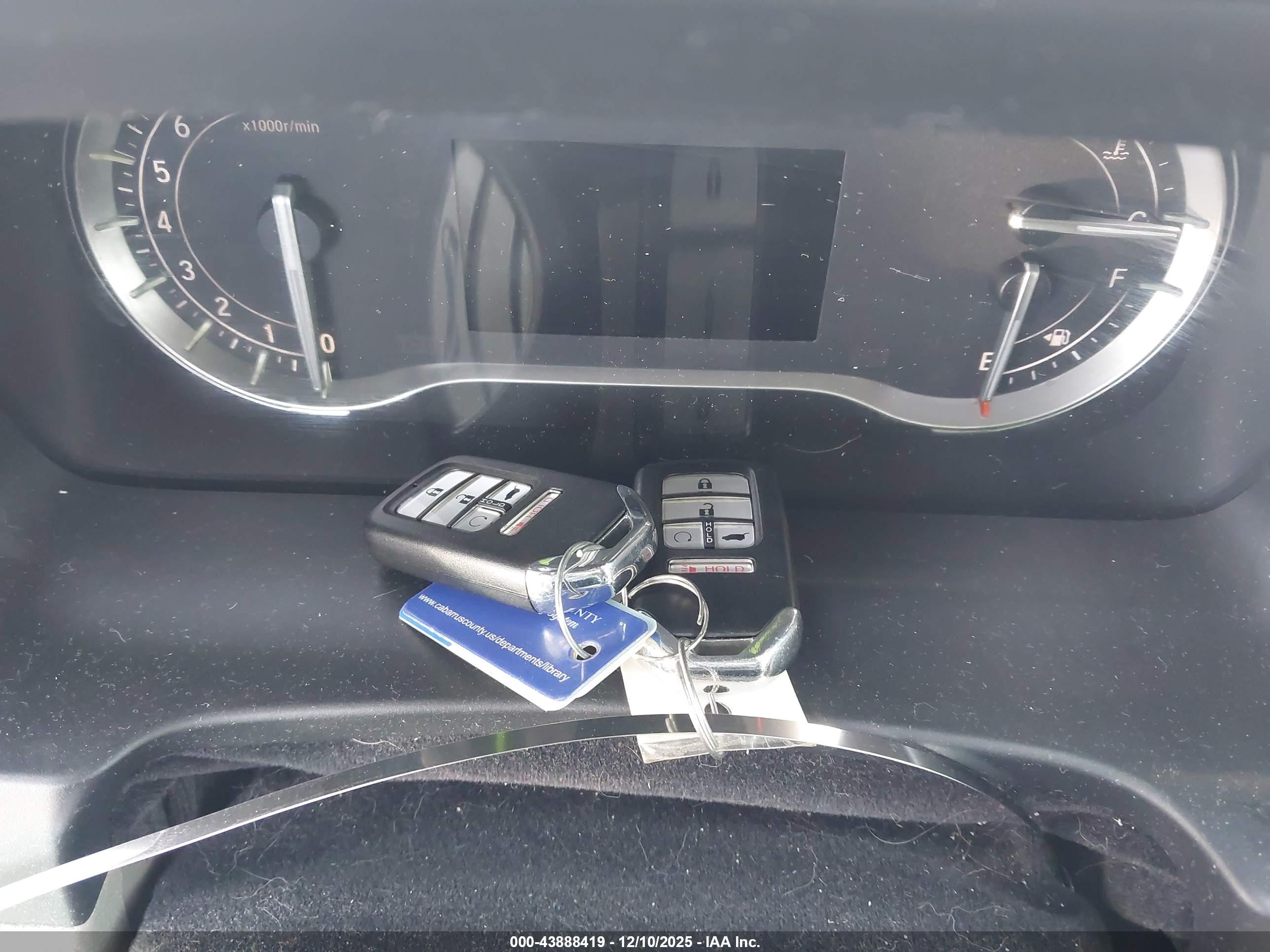 HONDA PILOT image 11