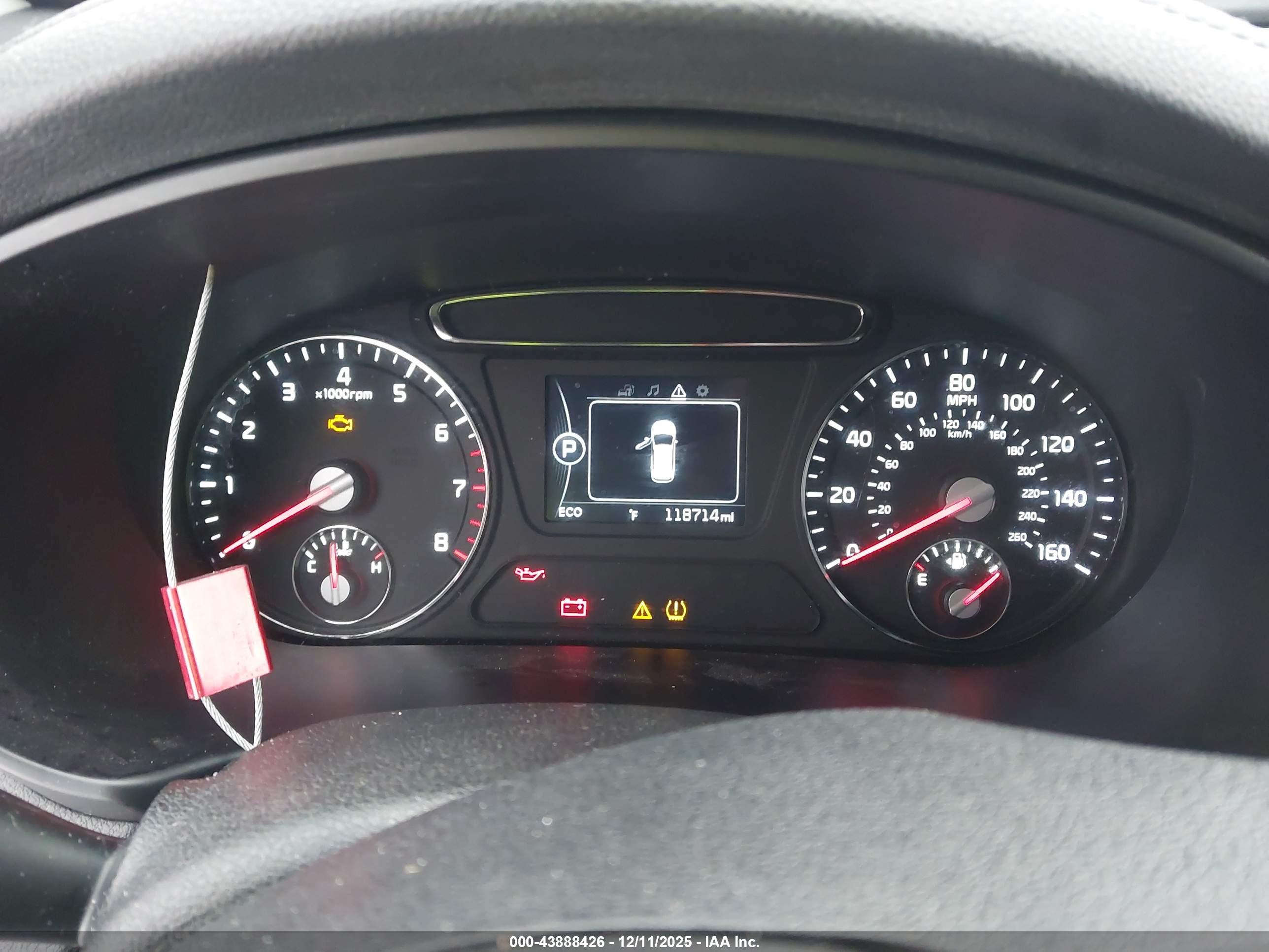 KIA SORENTO image 7