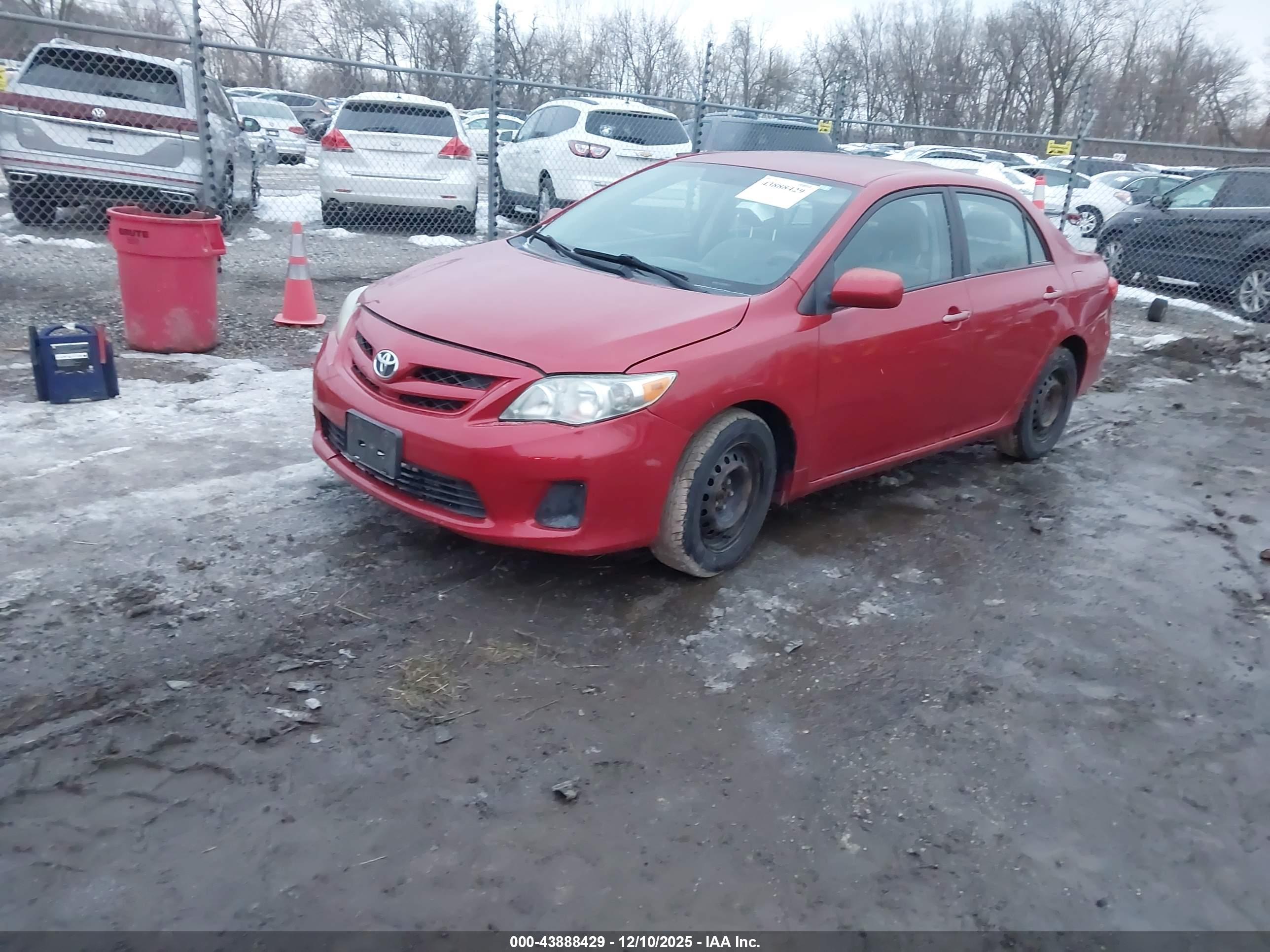 TOYOTA COROLLA image 2