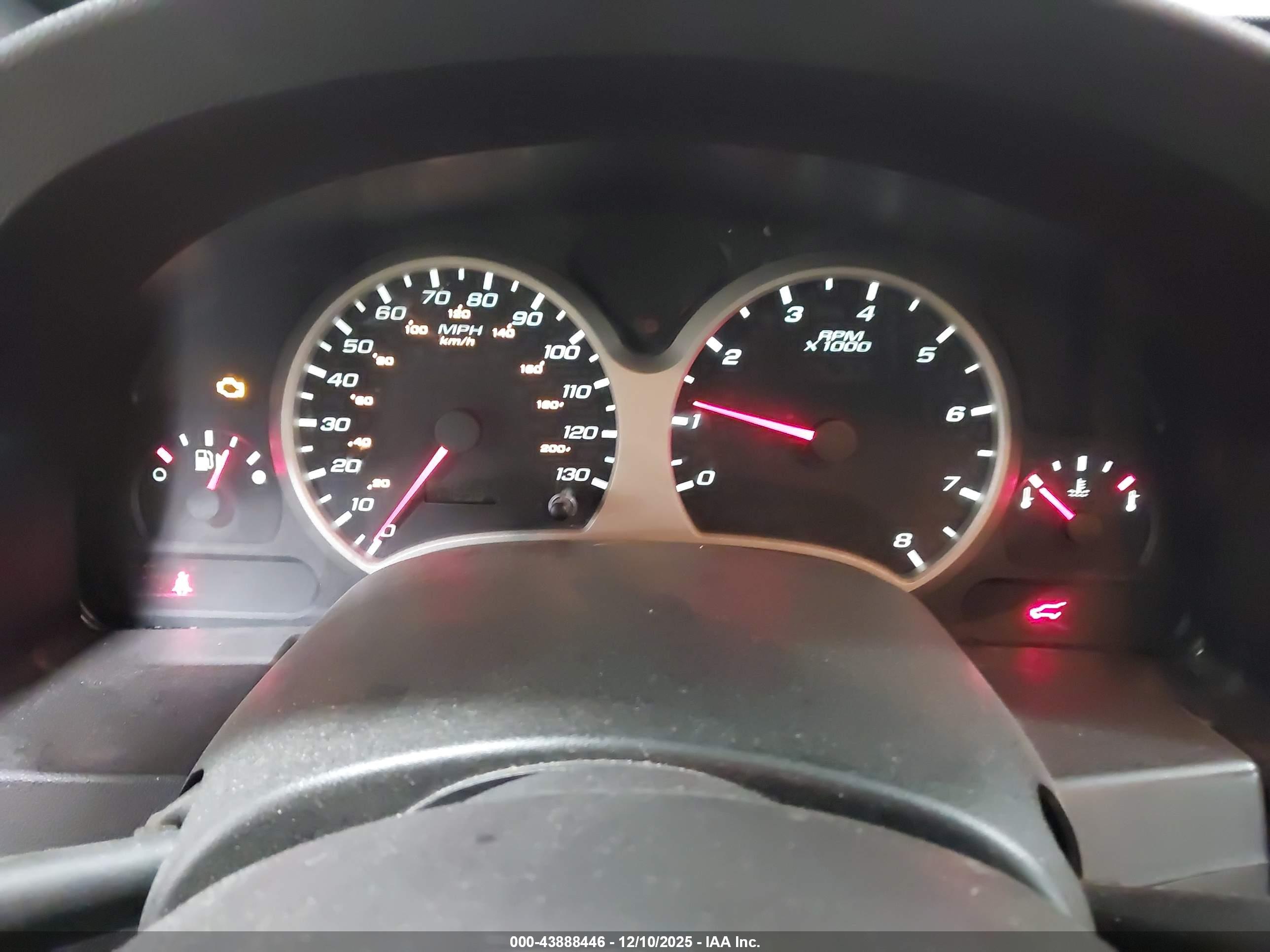 CHEVROLET EQUINOX image 7