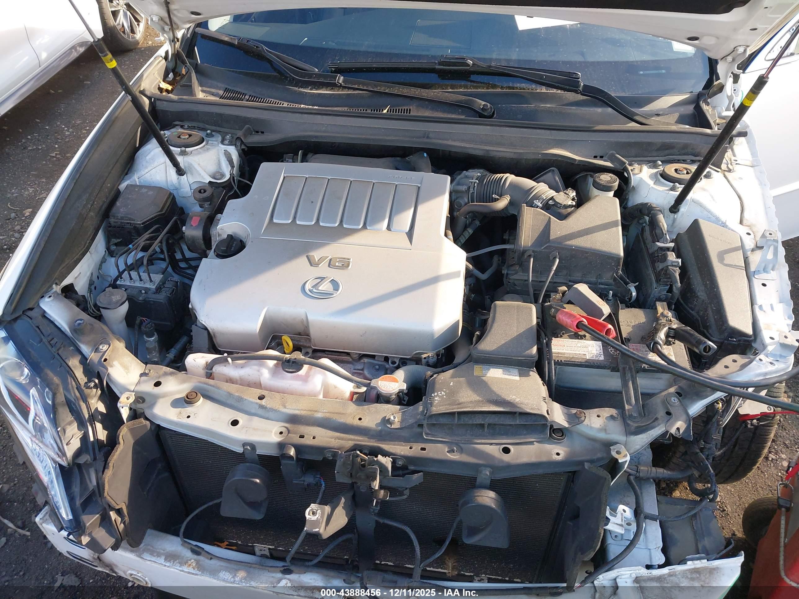 LEXUS ES image 10