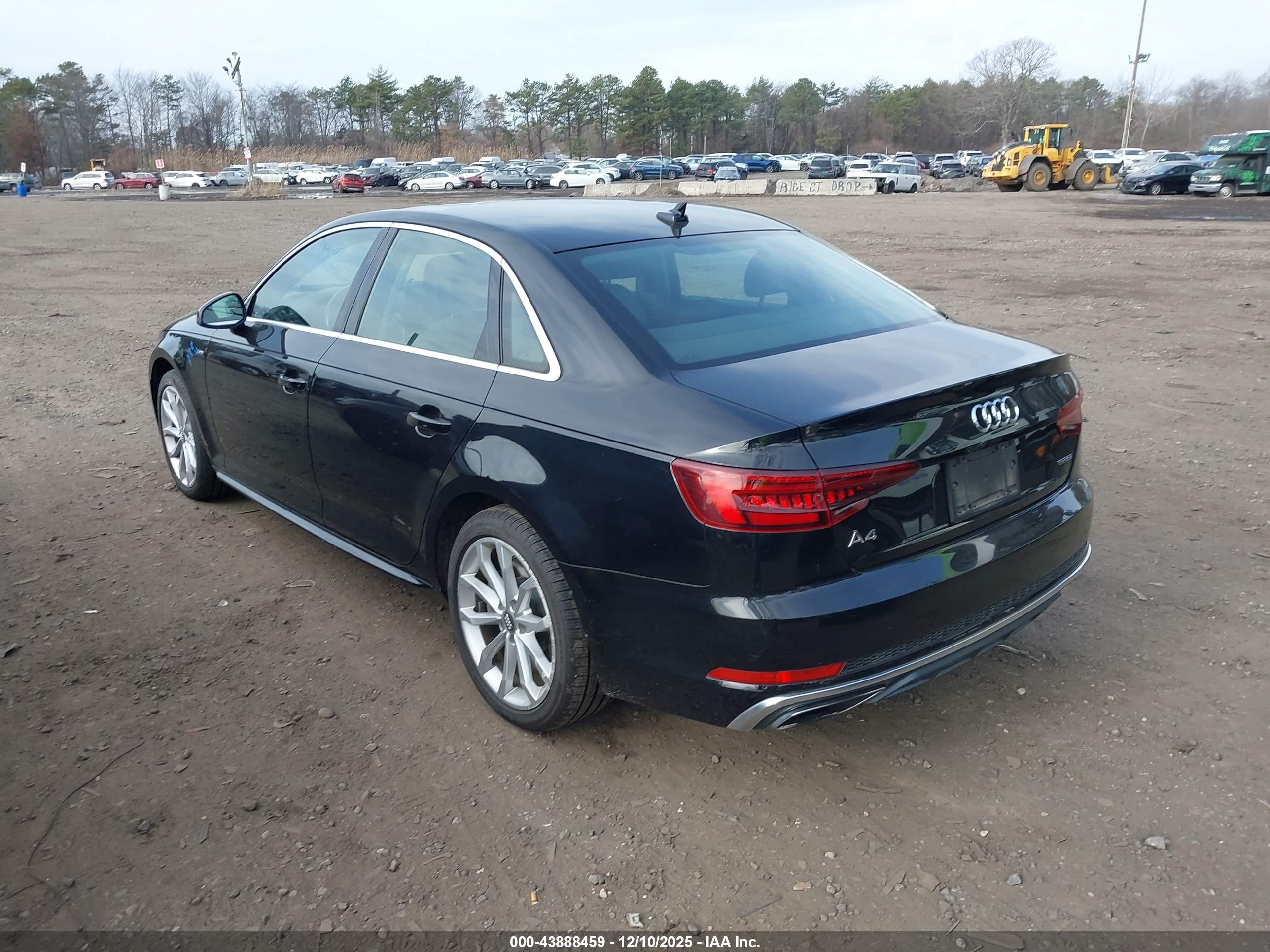 AUDI A4 image 3