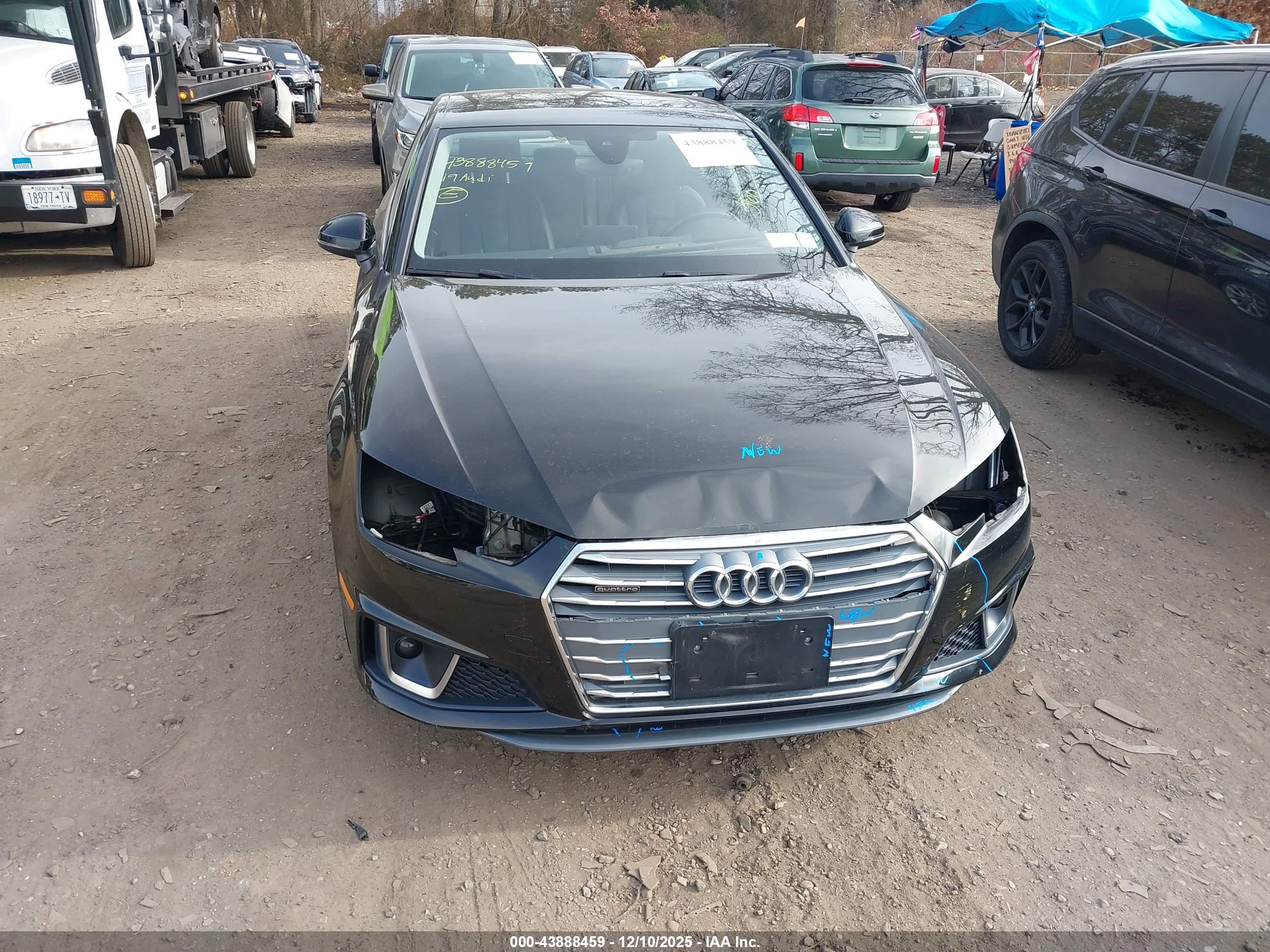 AUDI A4 image 6
