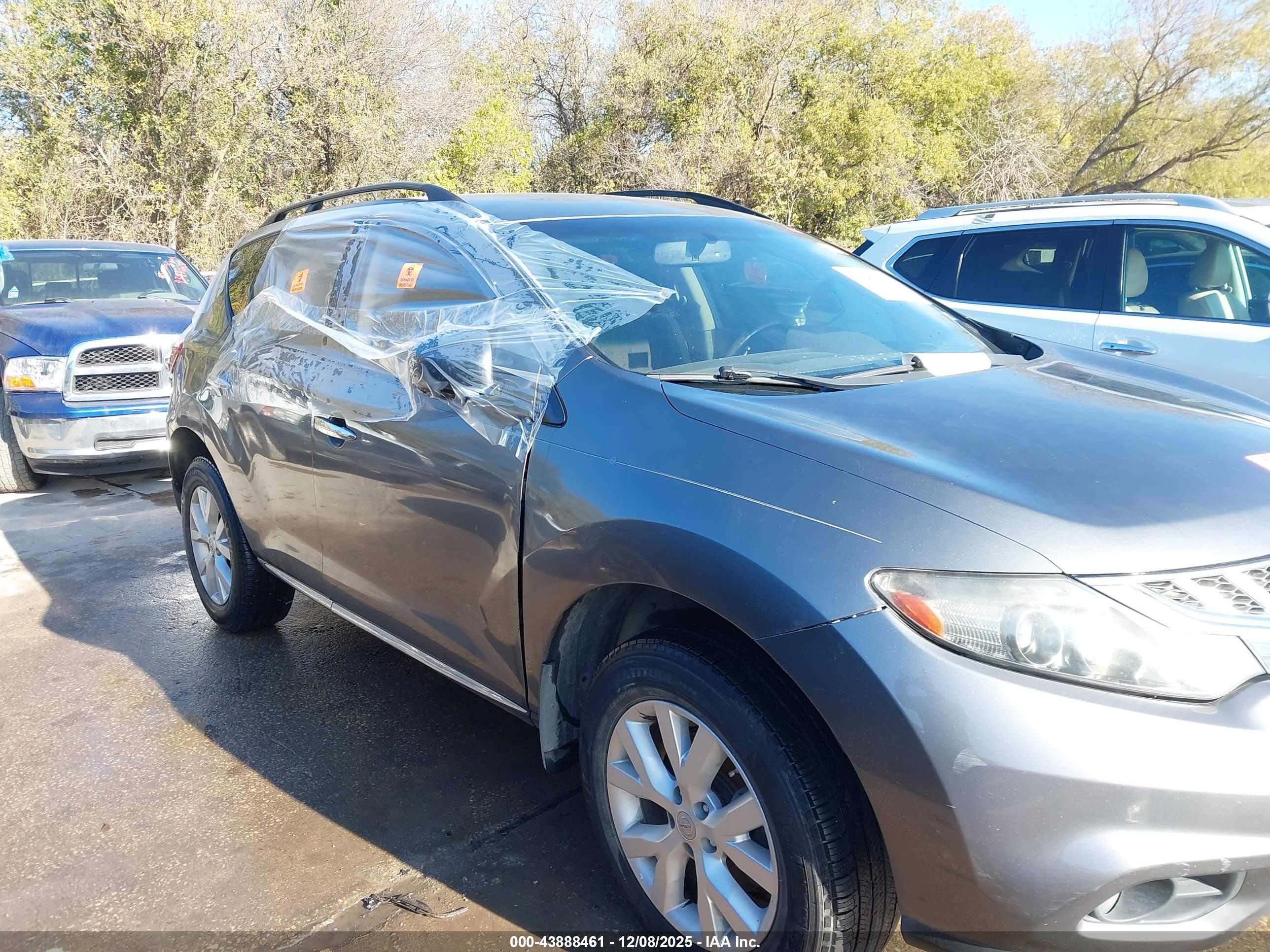 NISSAN MURANO image 6