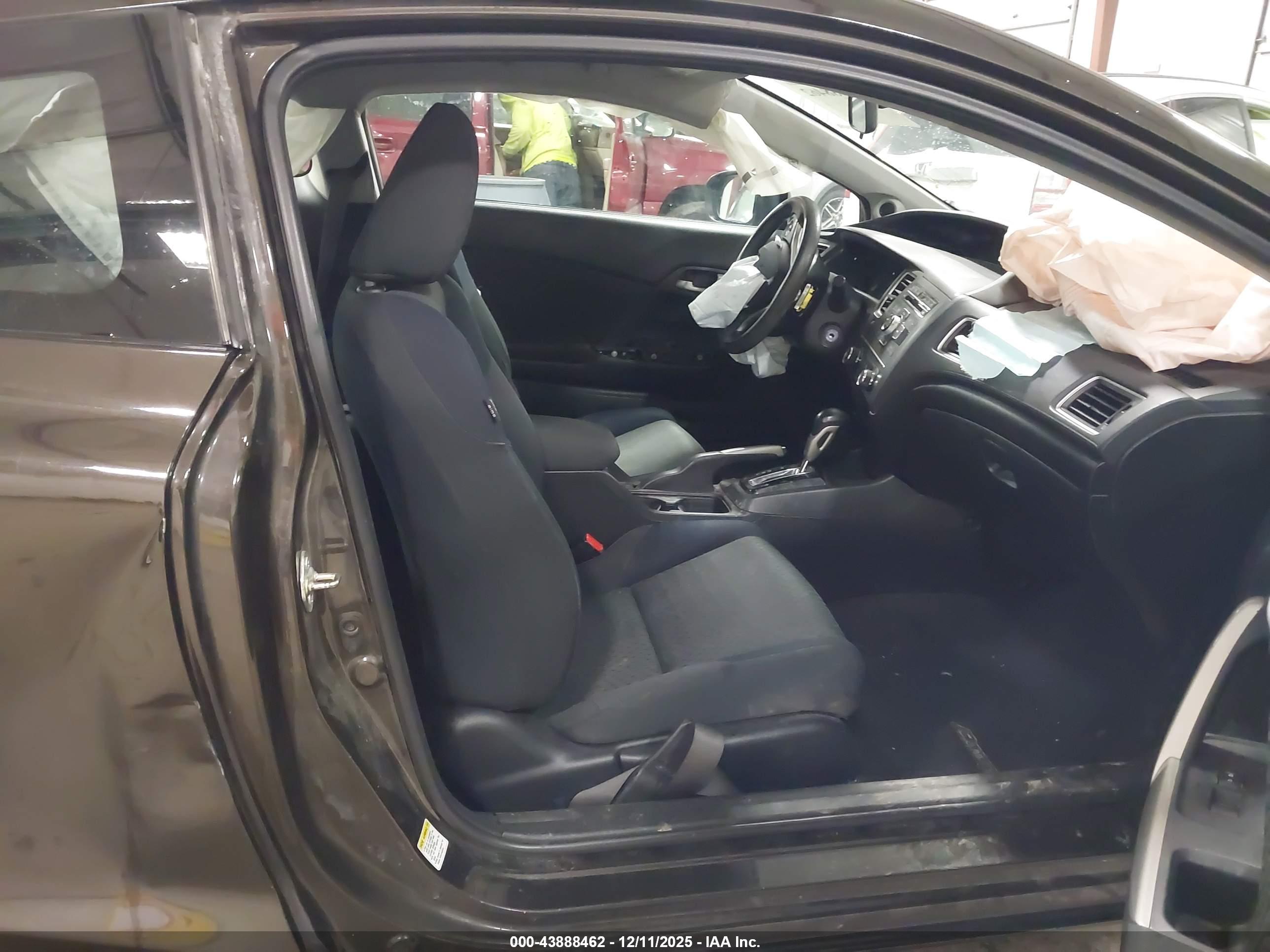 HONDA CIVIC image 5