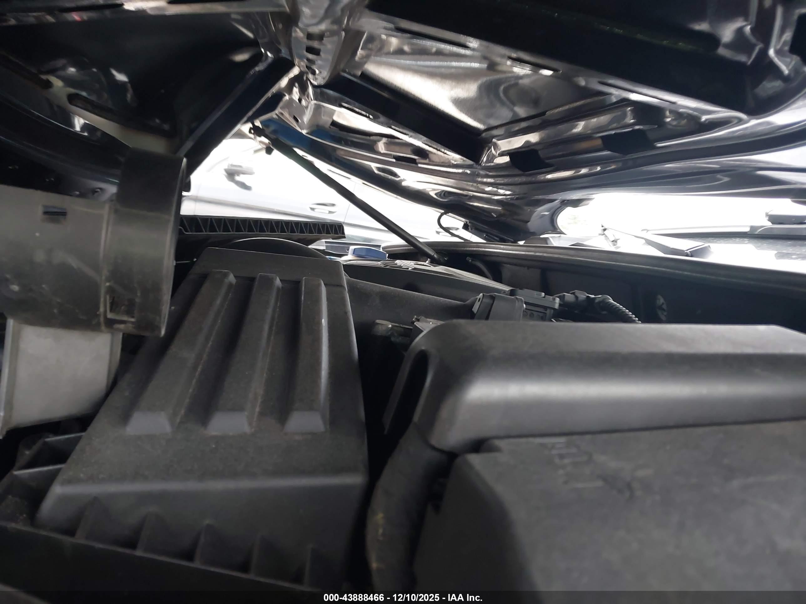 VOLKSWAGEN PASSAT image 10