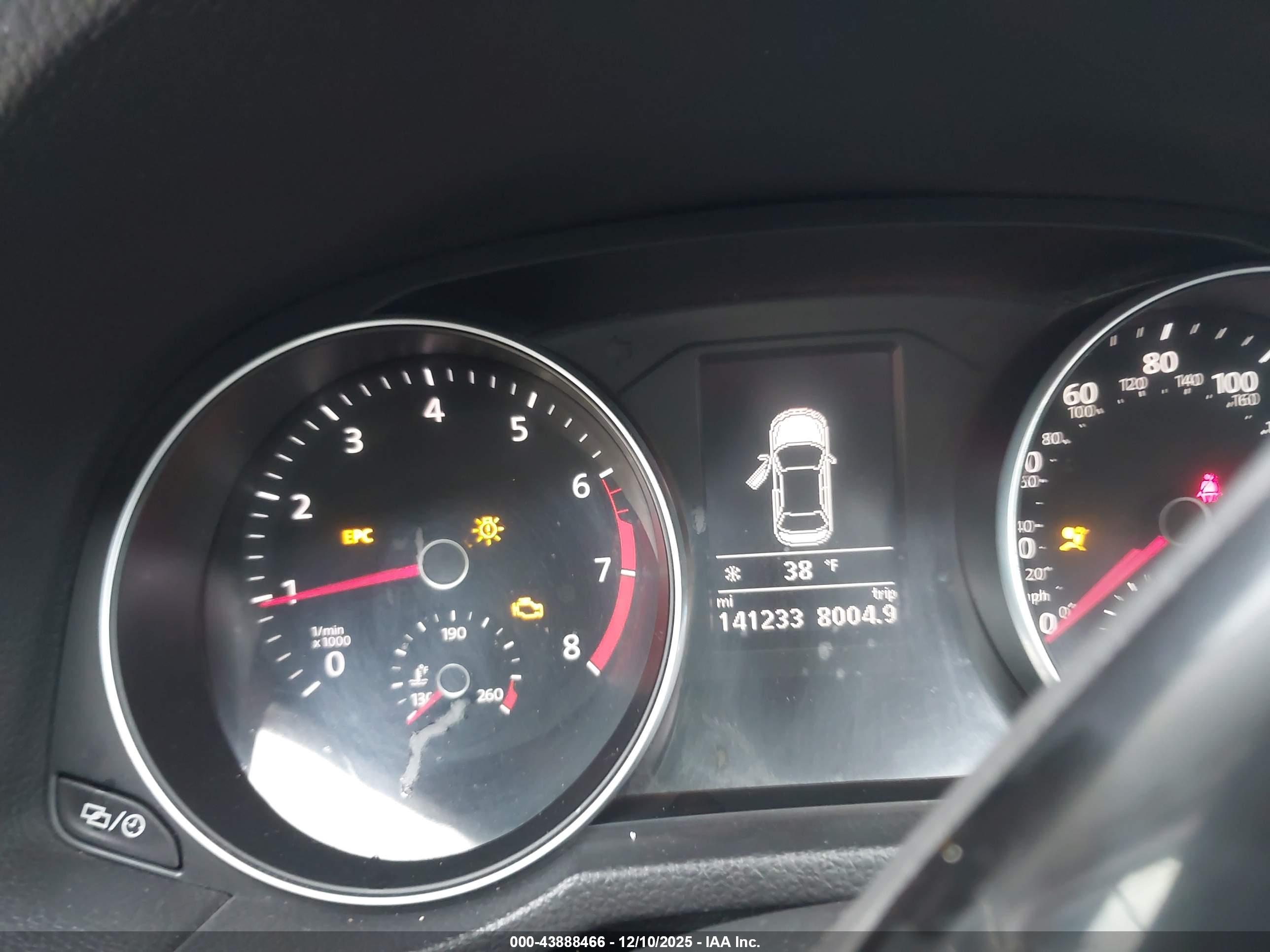 VOLKSWAGEN PASSAT image 7