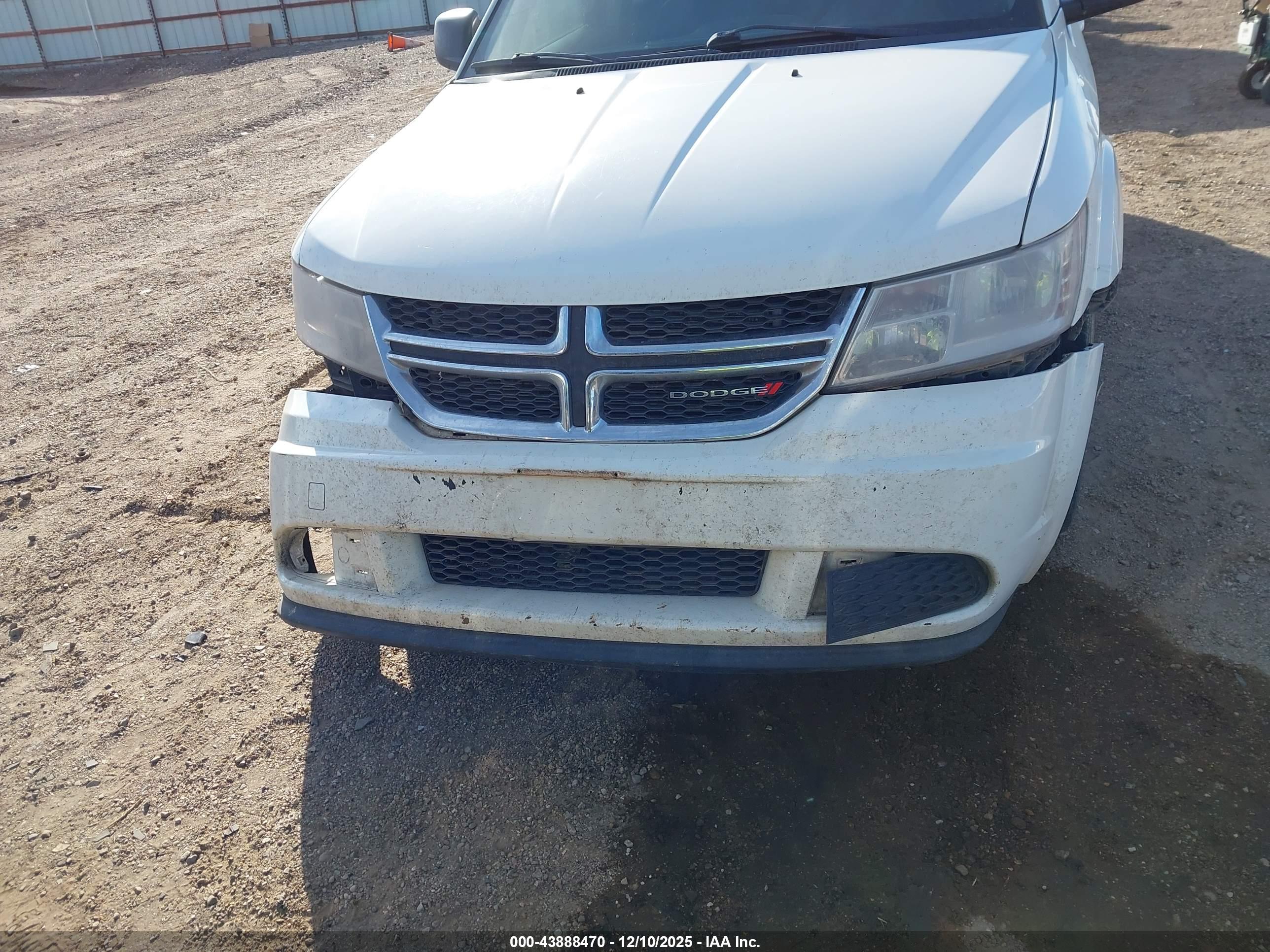 DODGE JOURNEY image 6