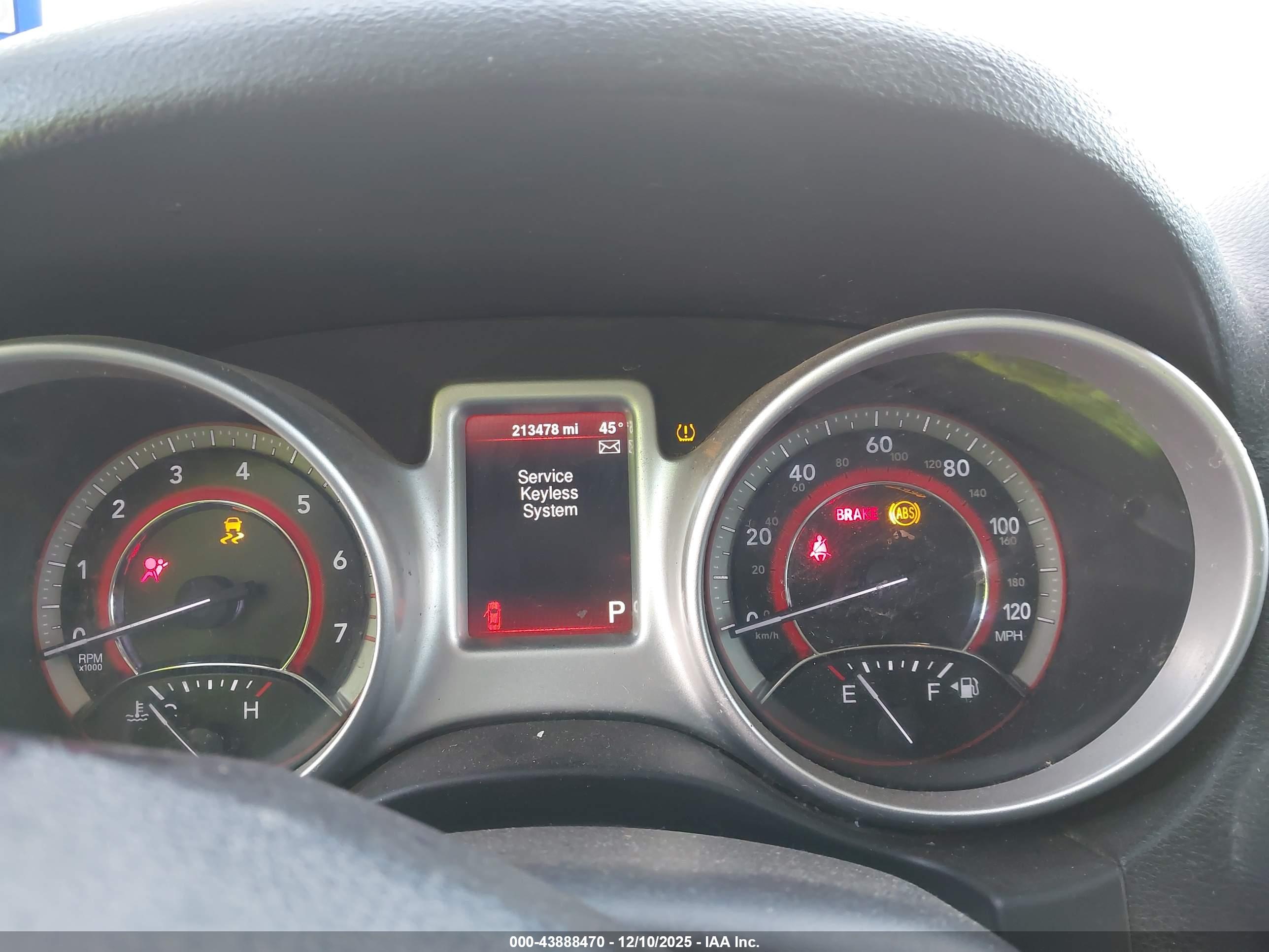 DODGE JOURNEY image 7