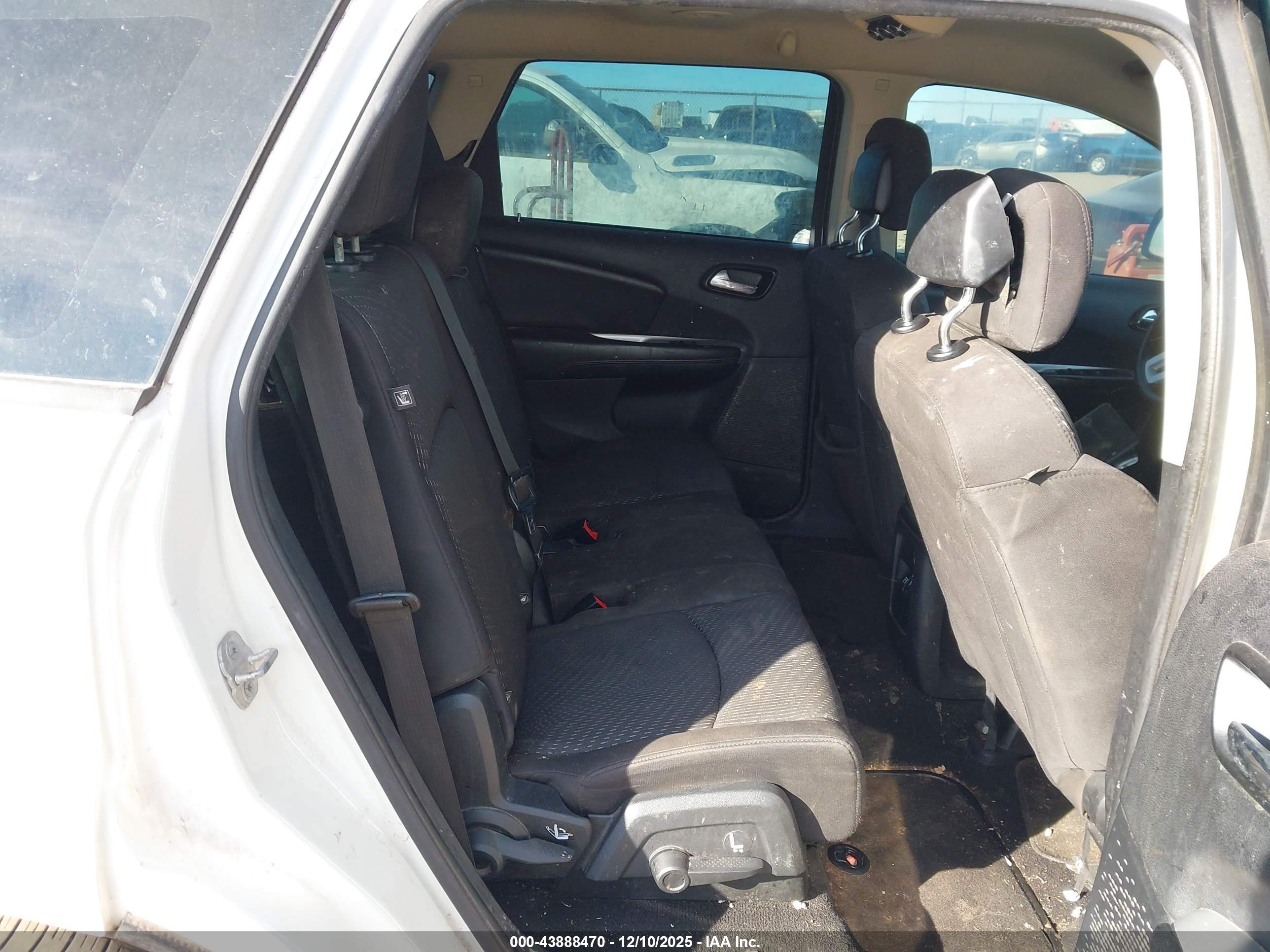 DODGE JOURNEY image 8