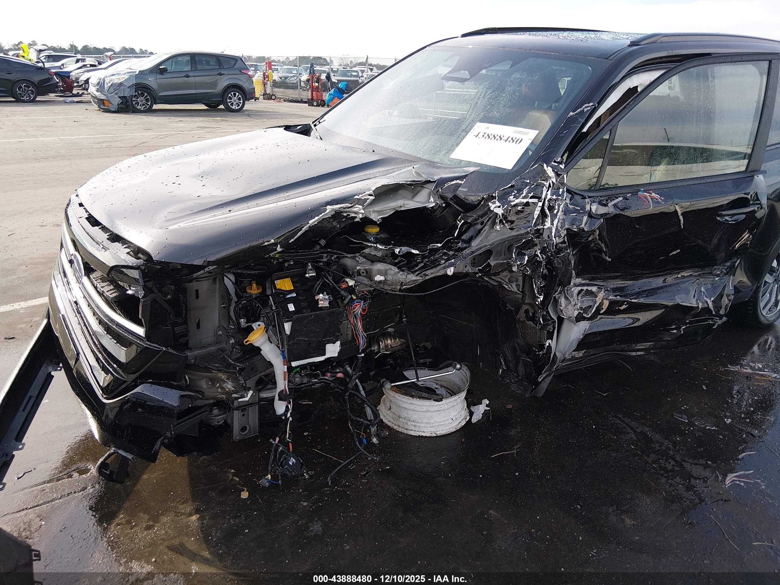 SUBARU FORESTER image 6