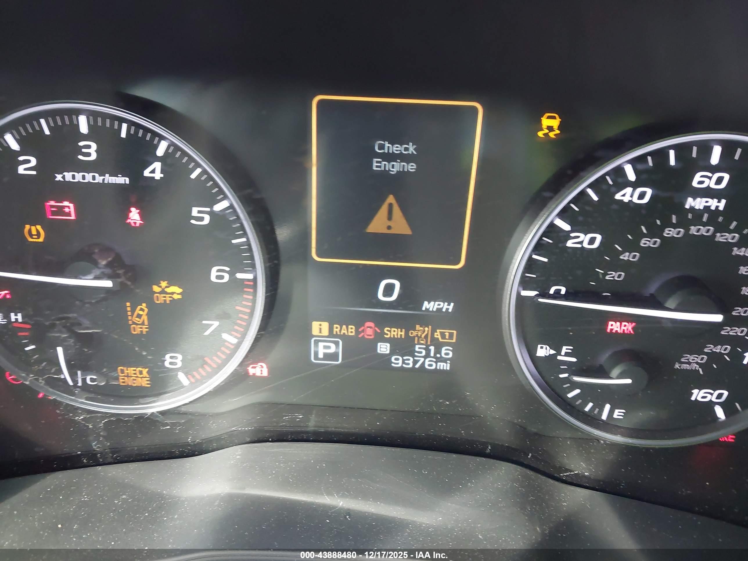 SUBARU FORESTER image 7