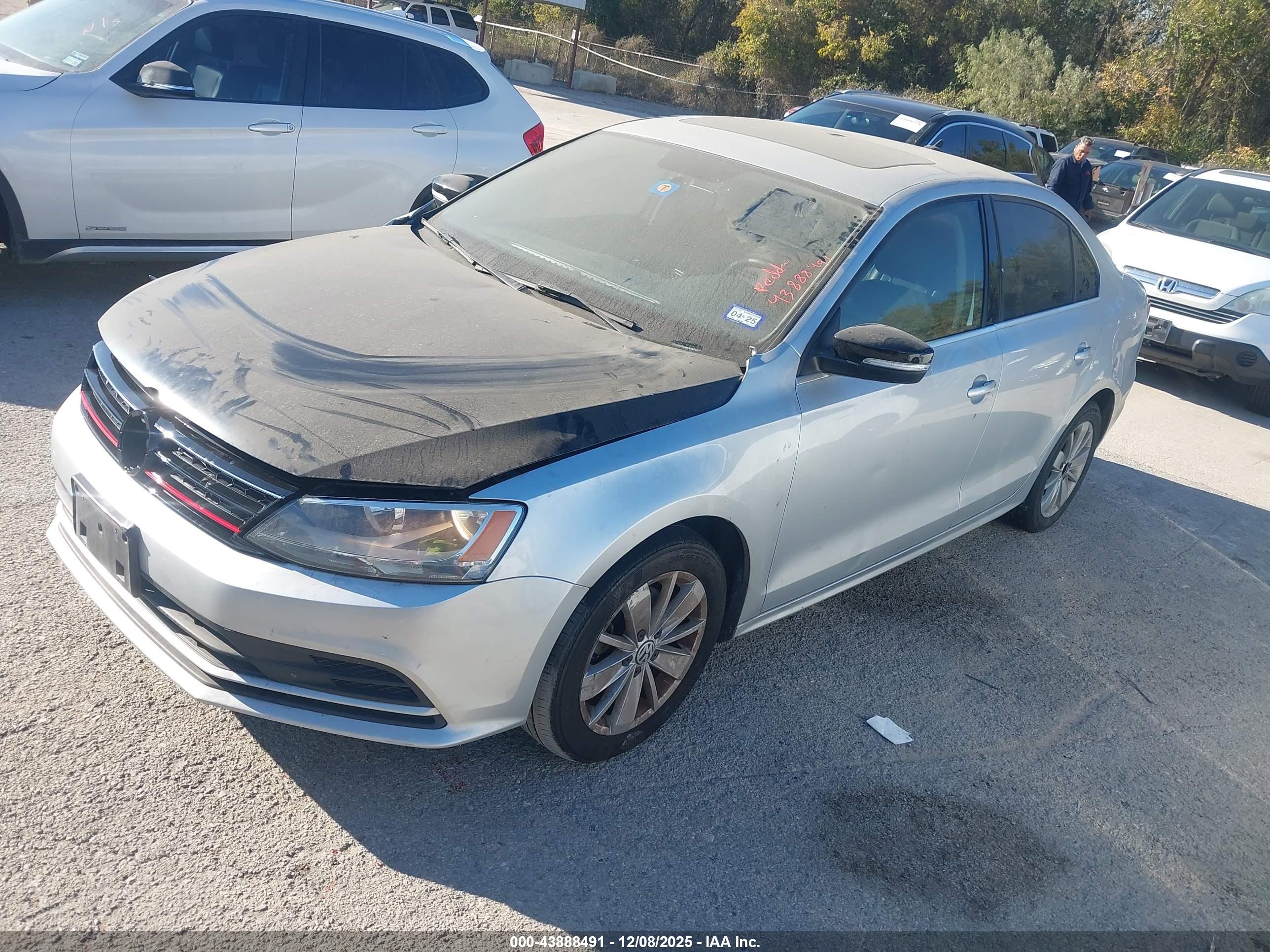VOLKSWAGEN JETTA image 2