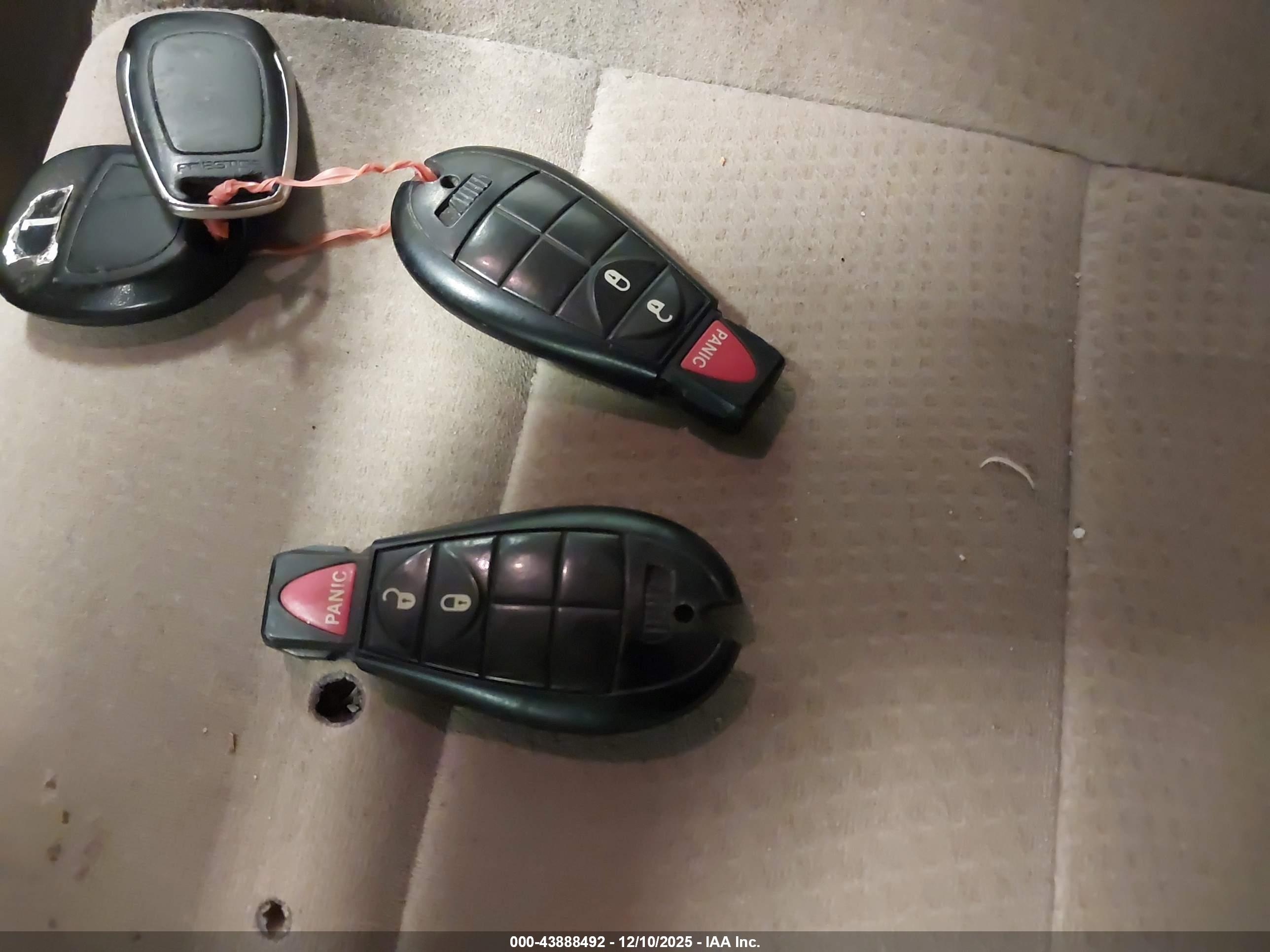 DODGE GRAND image 11