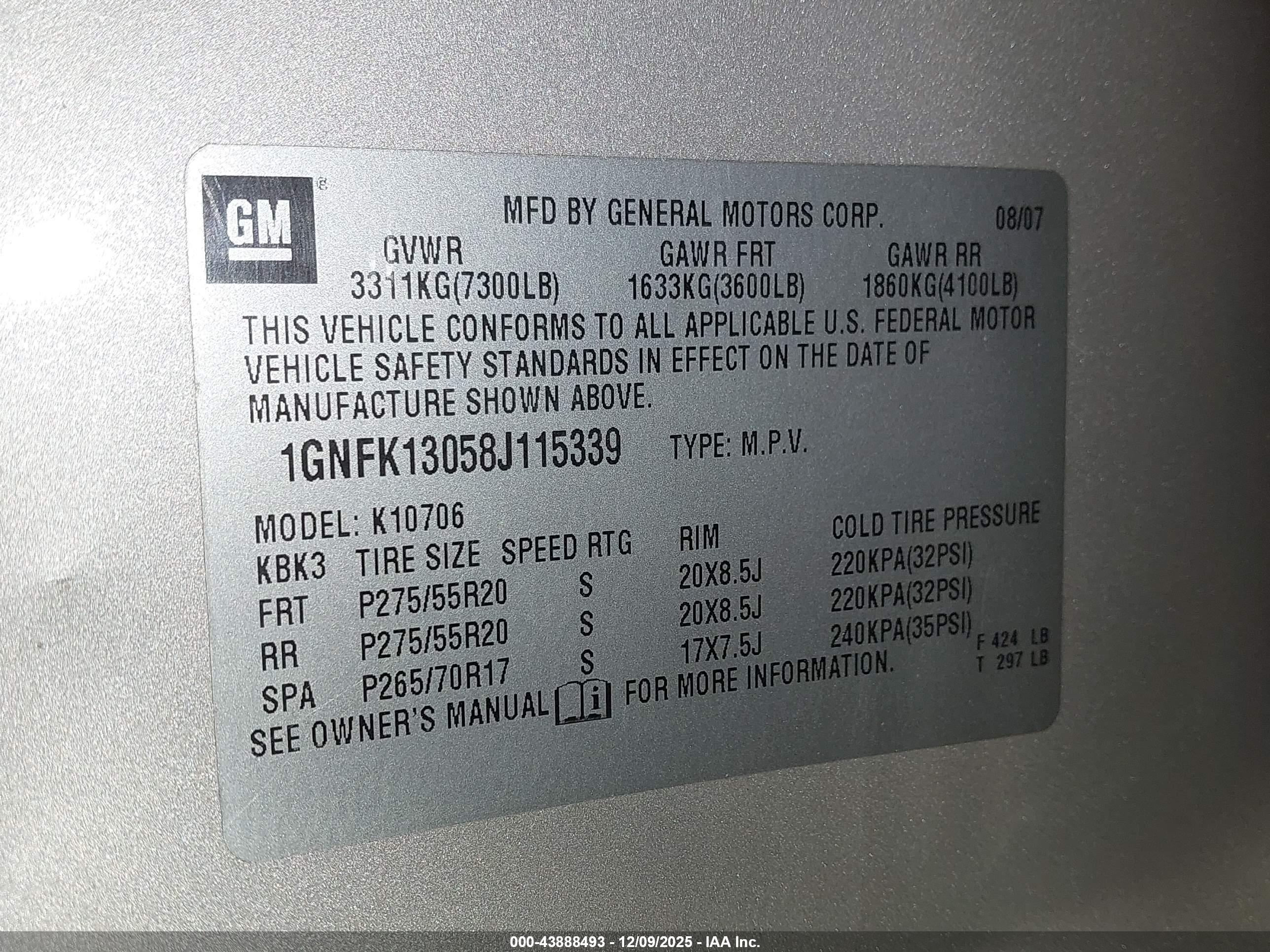 CHEVROLET TAHOE image 9