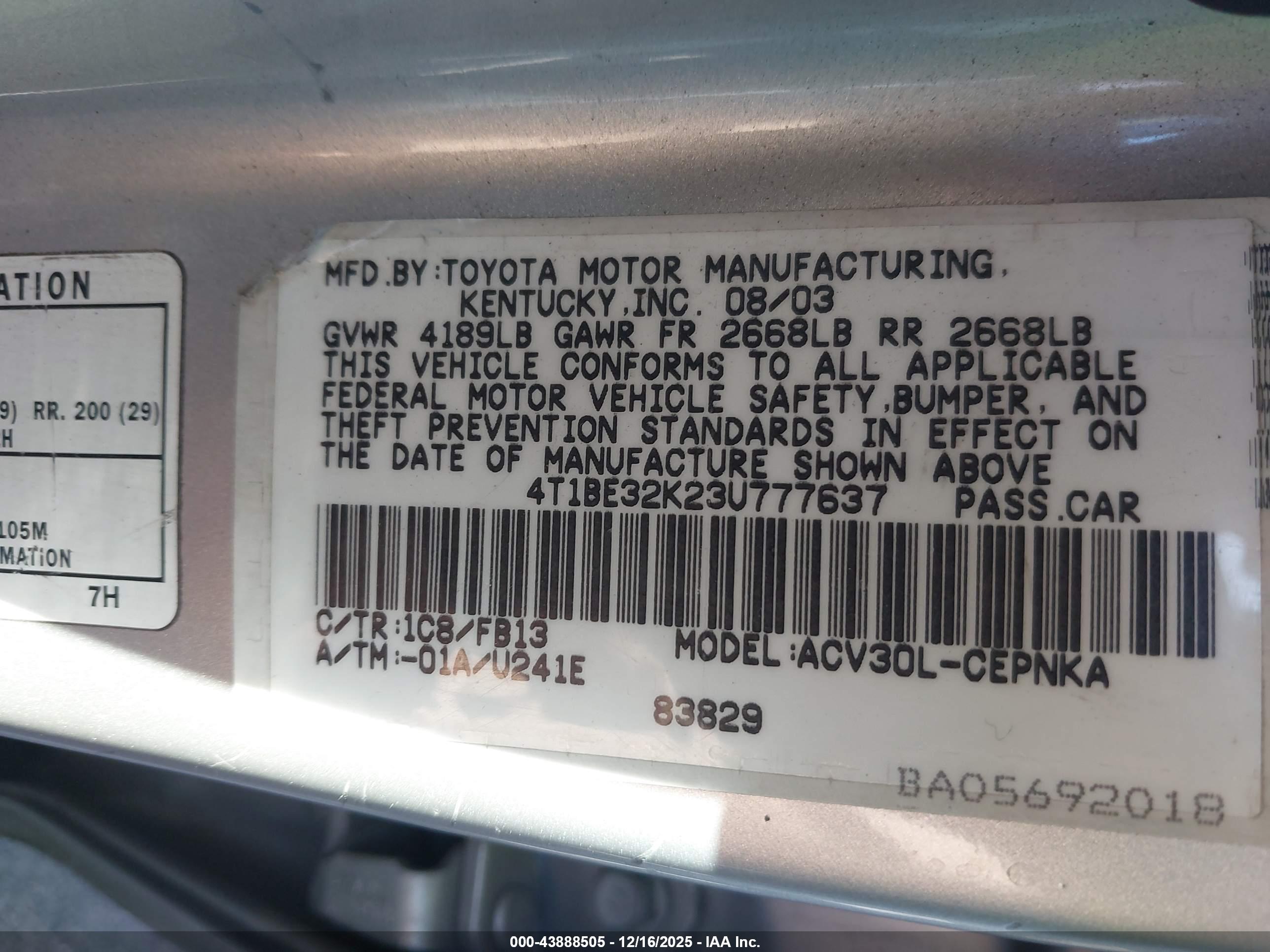 TOYOTA CAMRY image 9