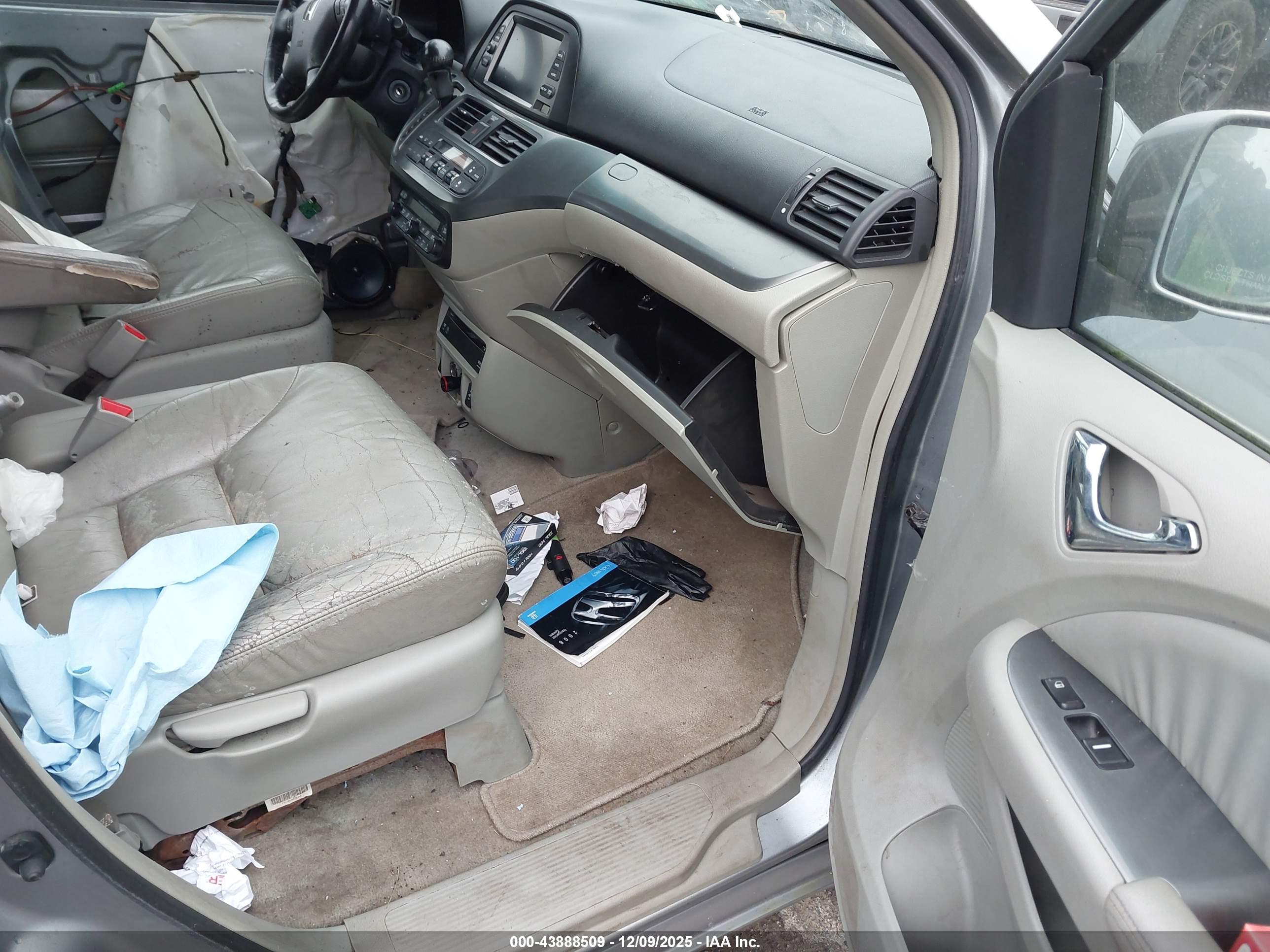 HONDA ODYSSEY image 5