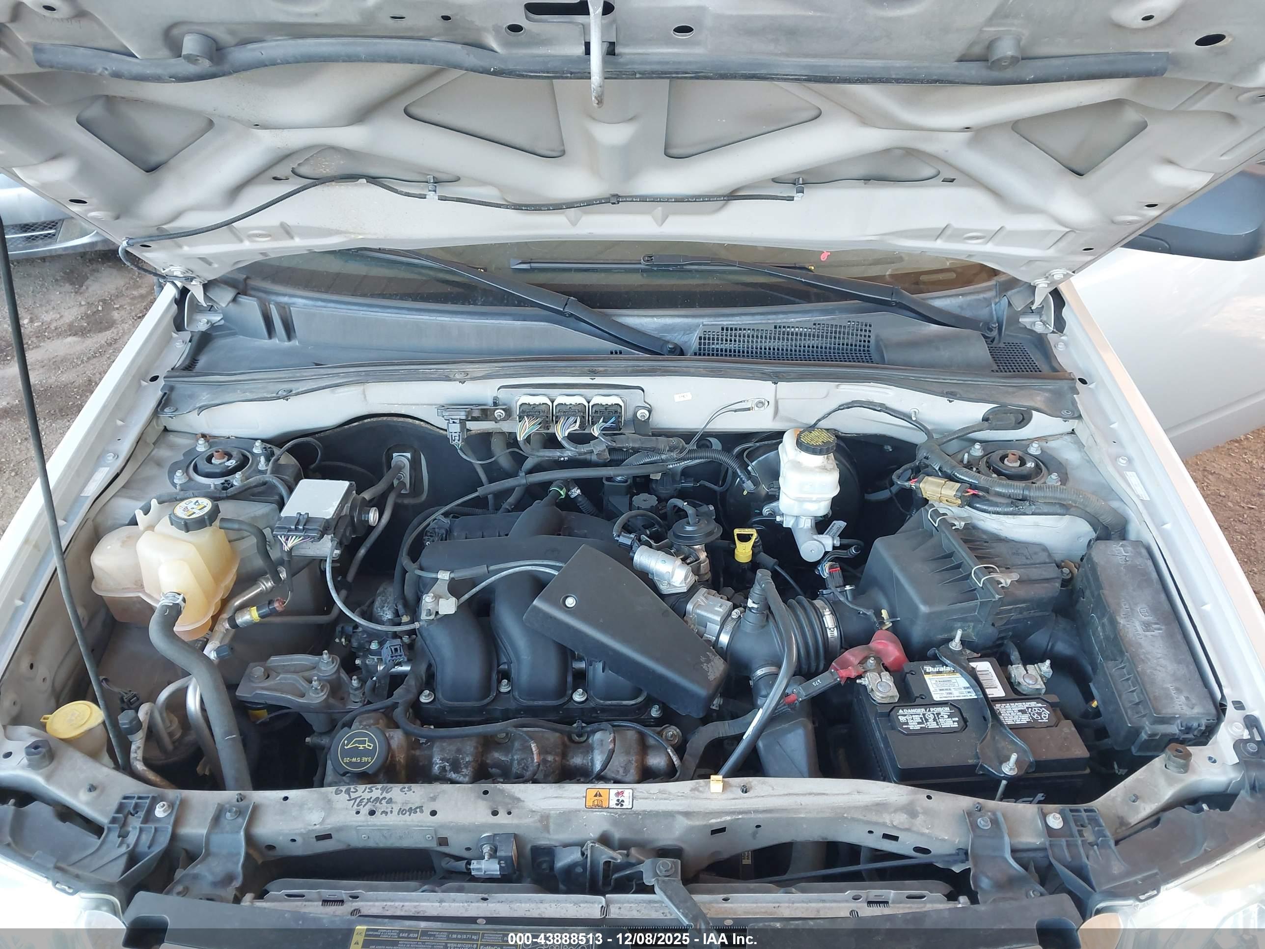 FORD ESCAPE image 10