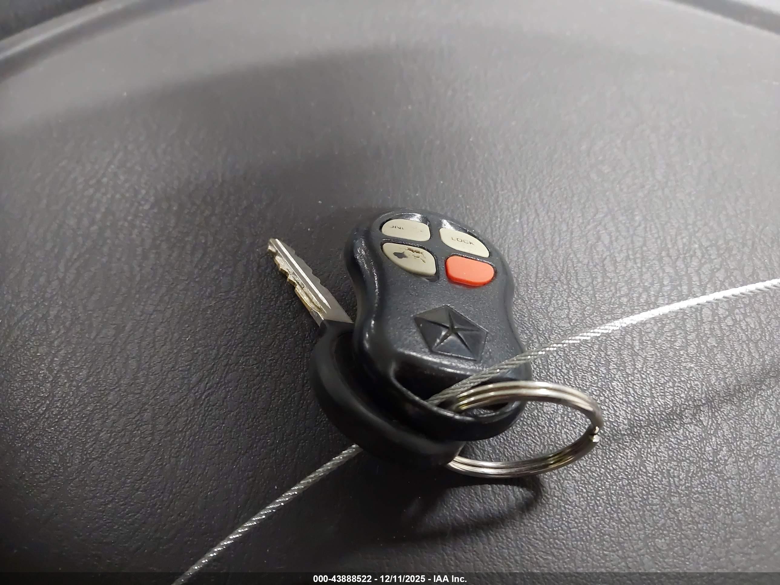 CHRYSLER SEBRING image 11