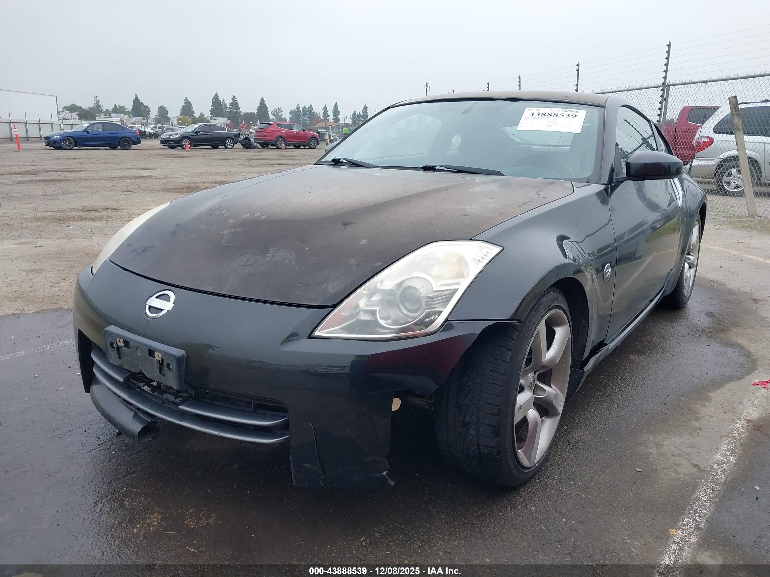 NISSAN 350Z image 2