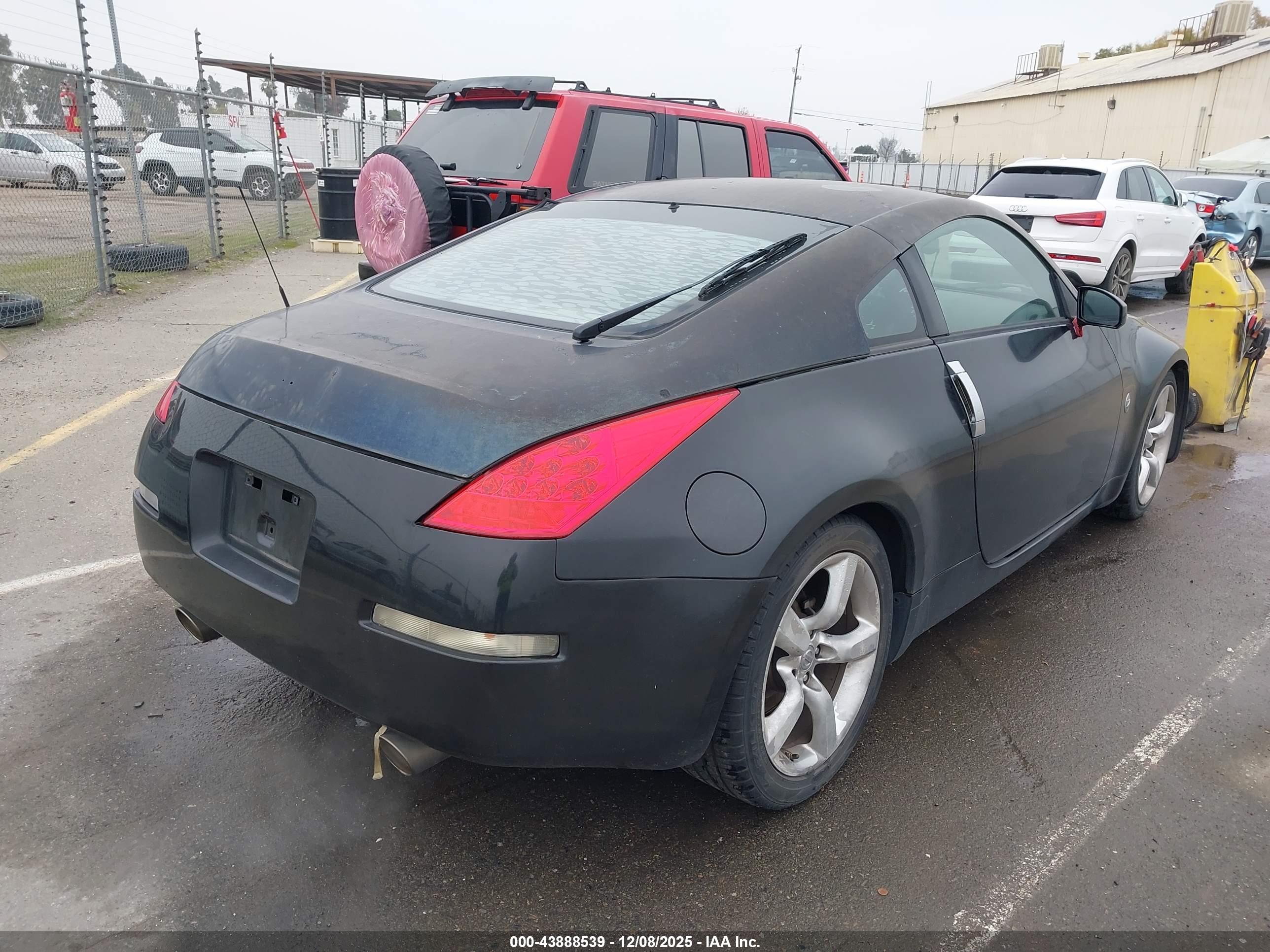 NISSAN 350Z image 4