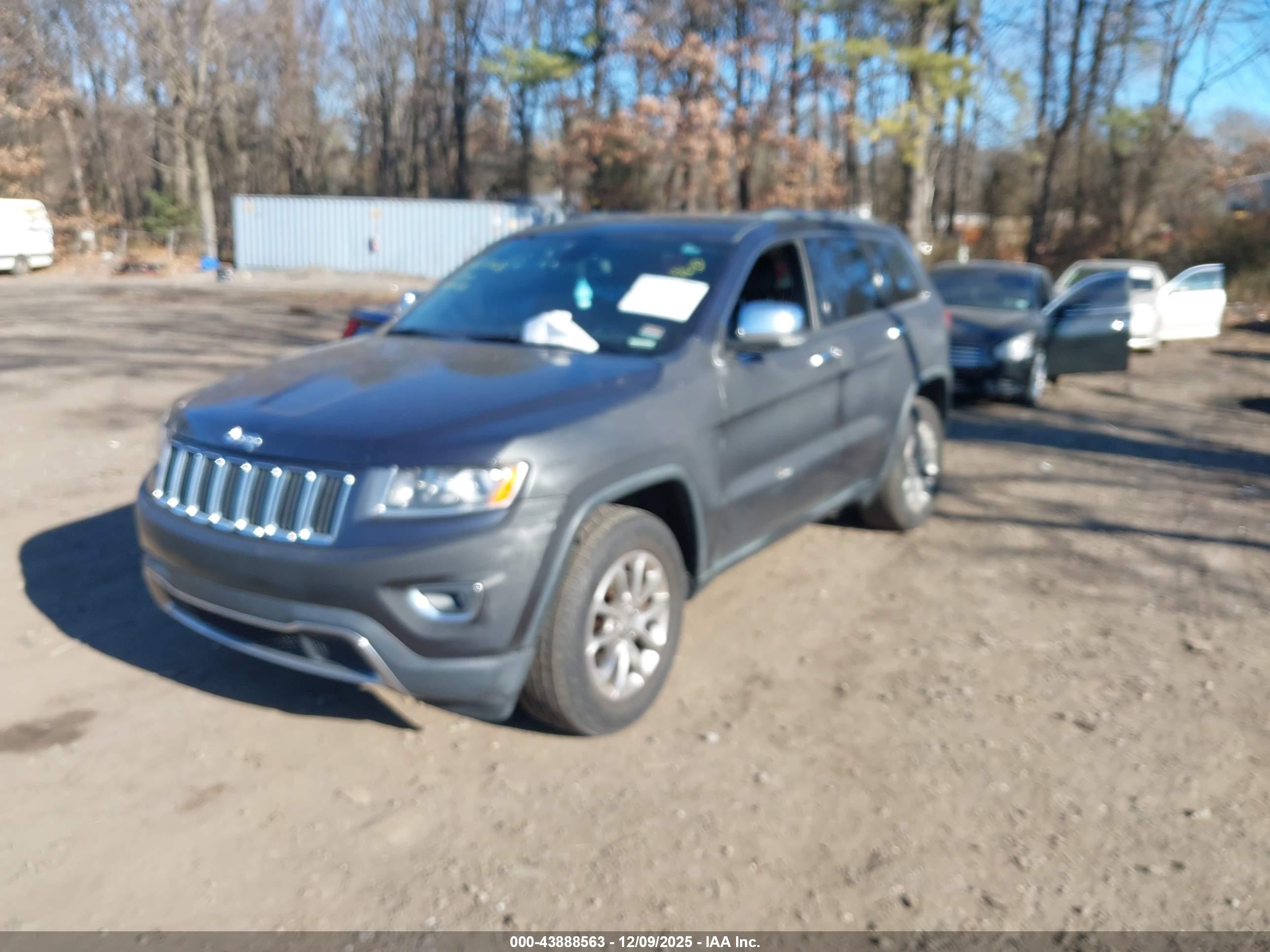 JEEP GRAND image 2