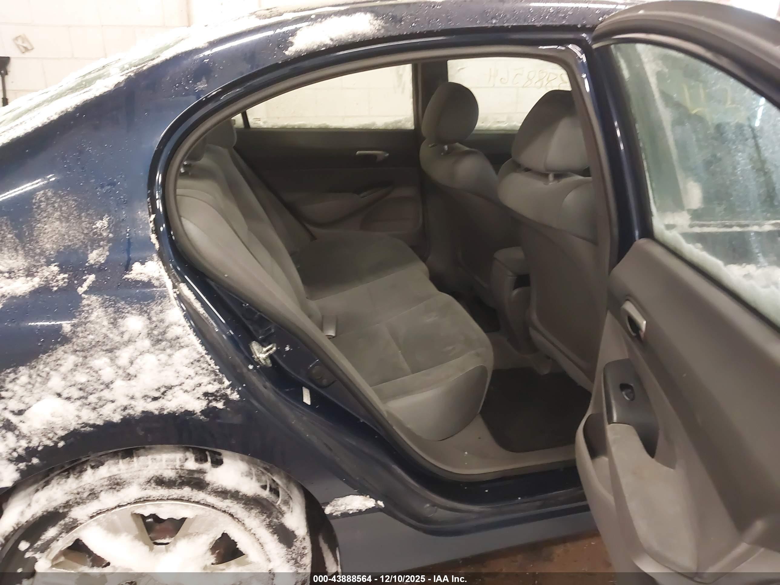 HONDA CIVIC image 8