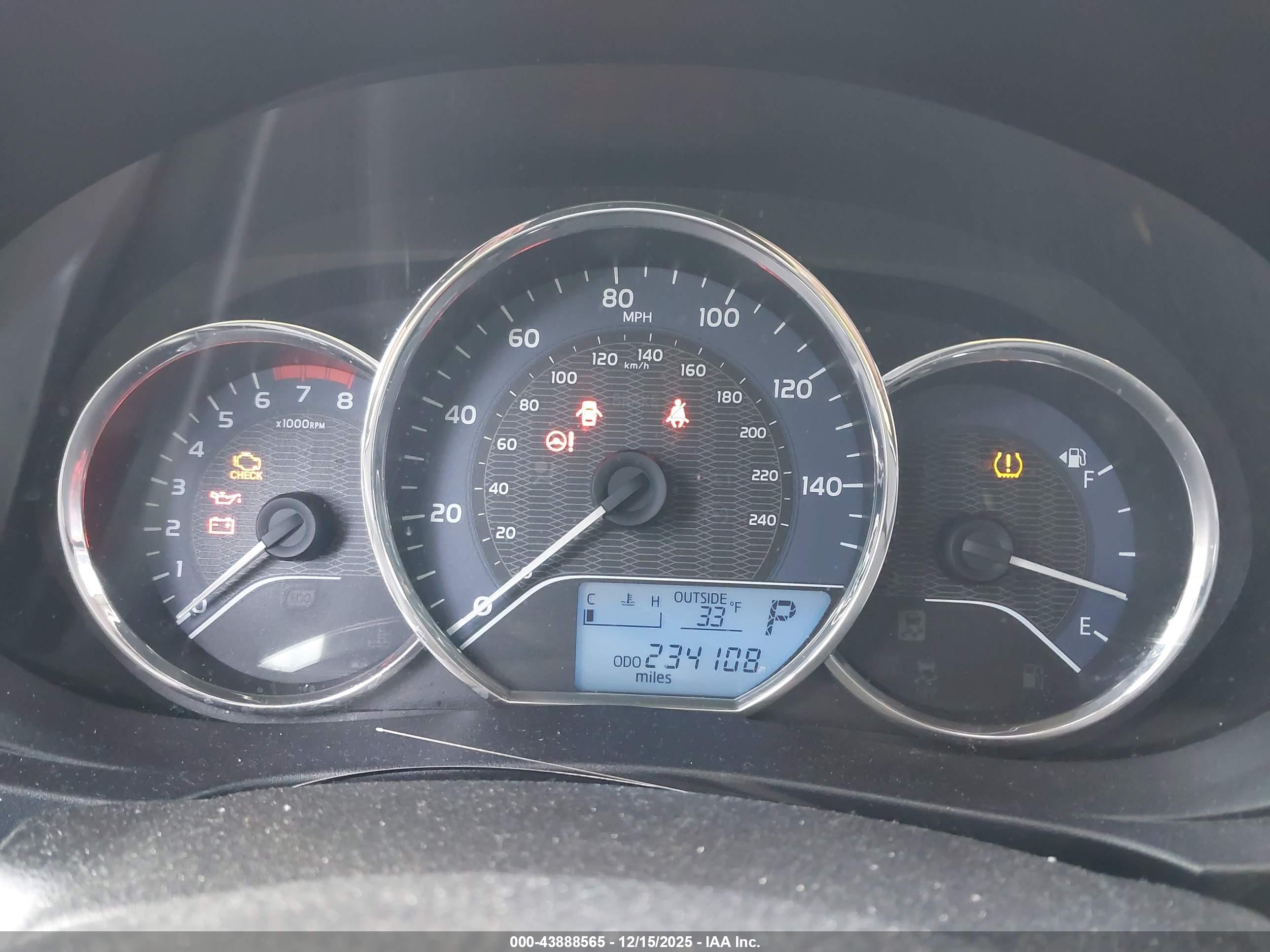 TOYOTA COROLLA image 7