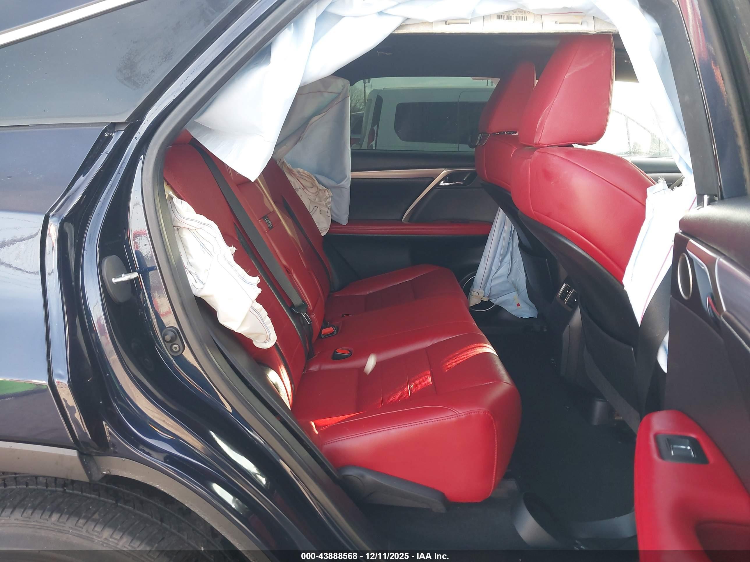 LEXUS RX image 8
