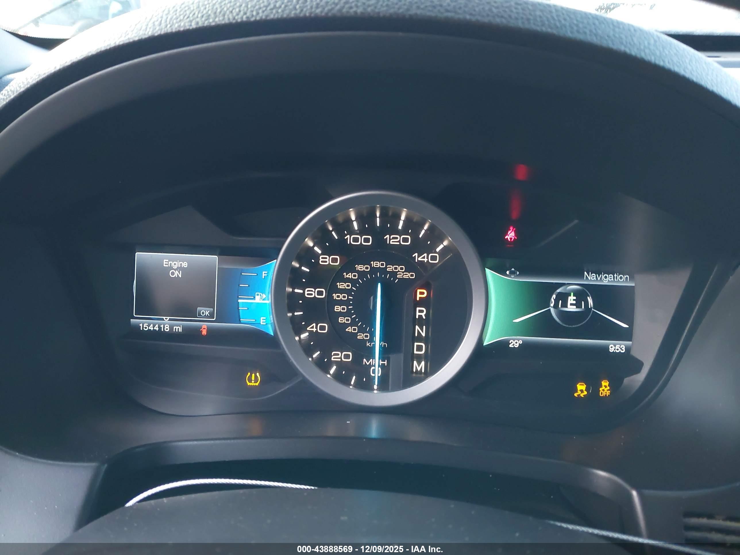 FORD EXPLORER image 7