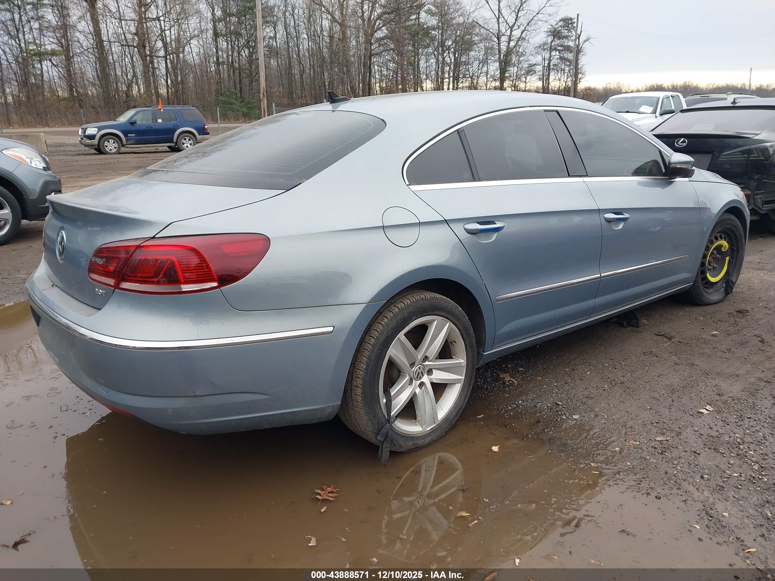 VOLKSWAGEN CC image 4