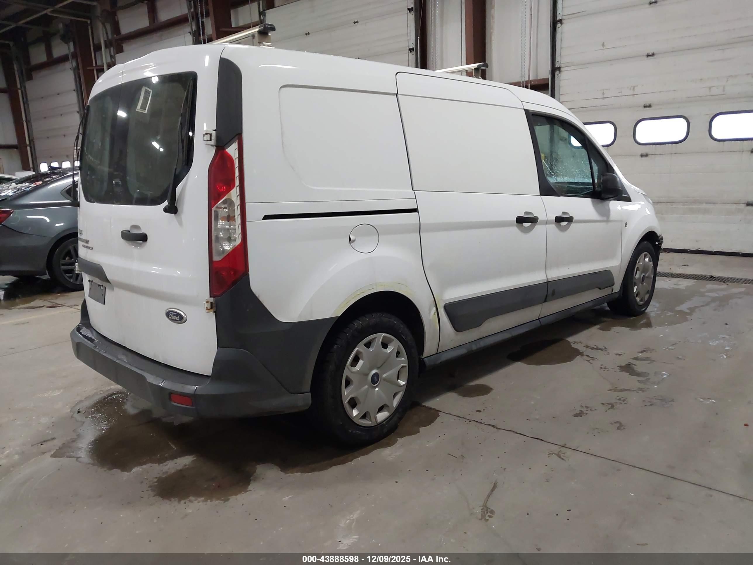 FORD TRANSIT image 4