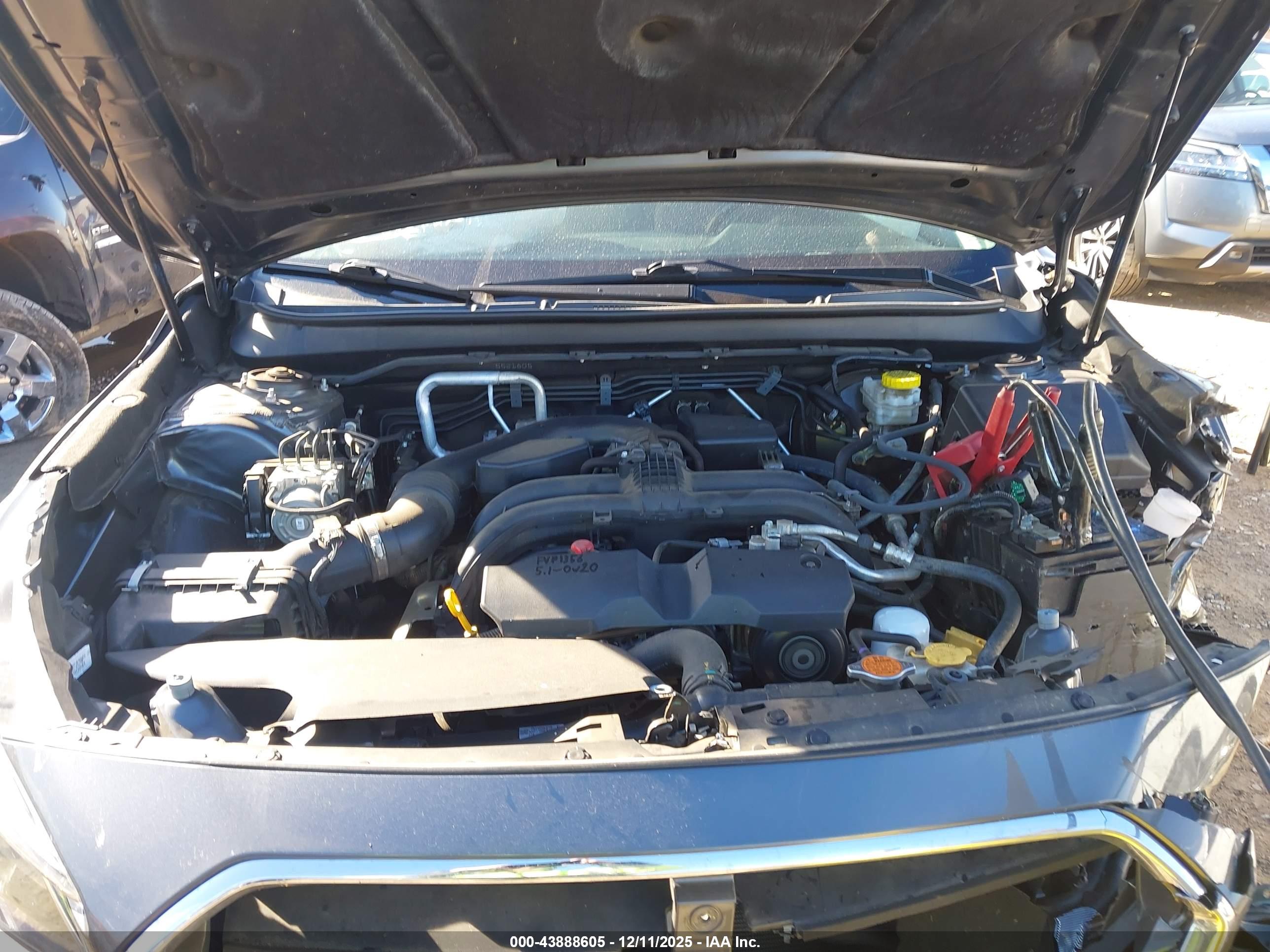 SUBARU OUTBACK image 10