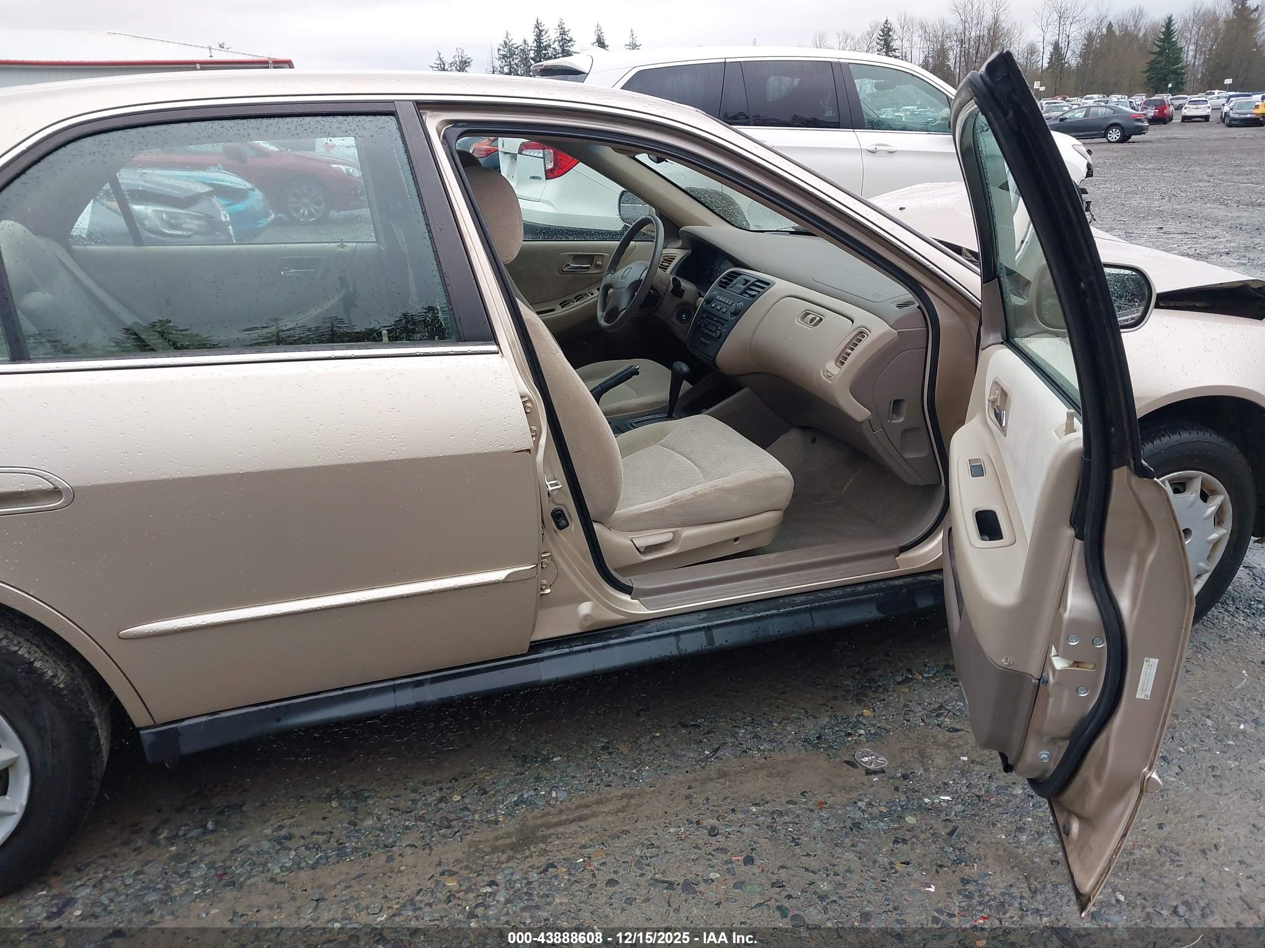 HONDA ACCORD image 5