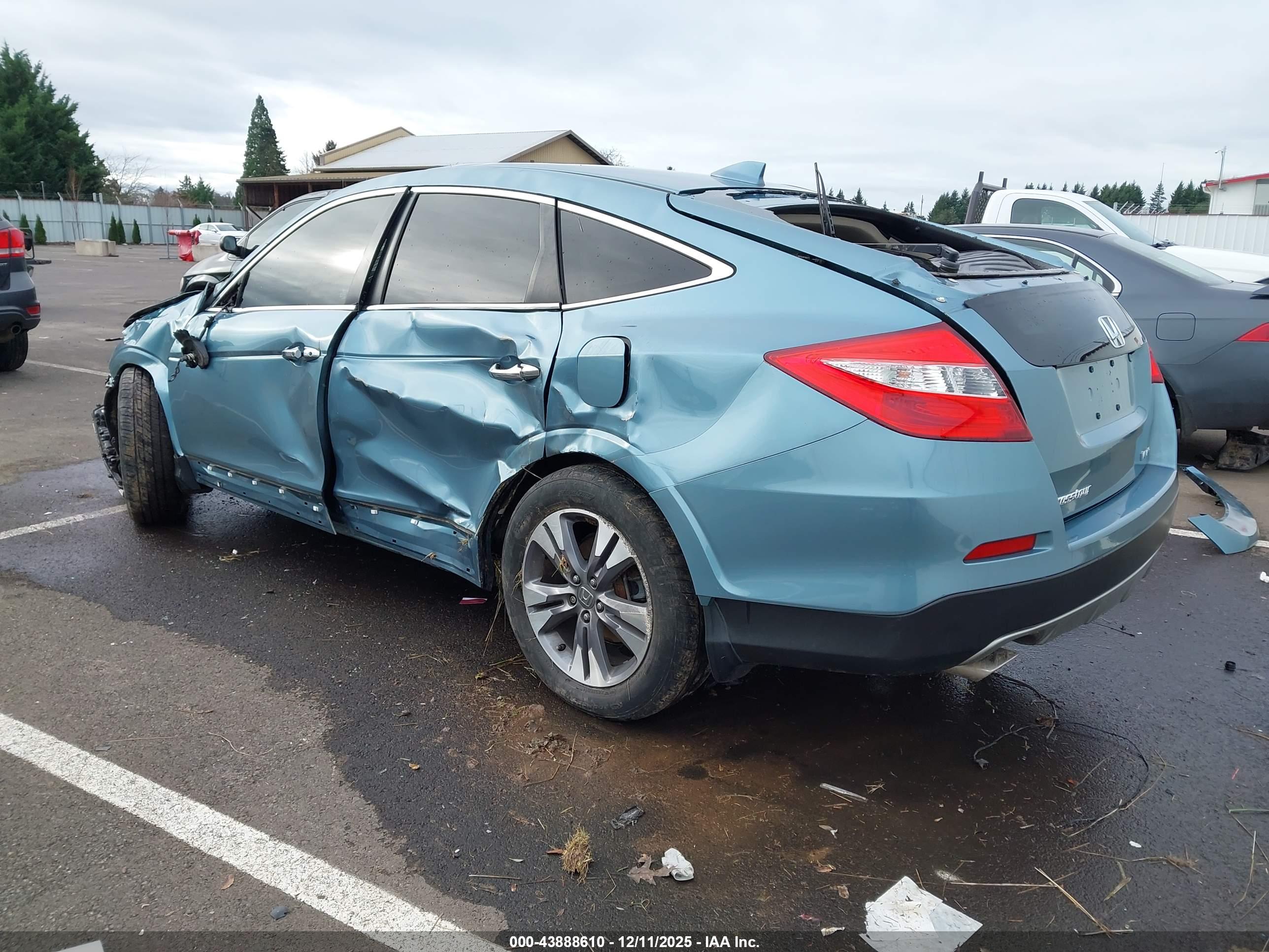 HONDA CROSSTOUR image 3