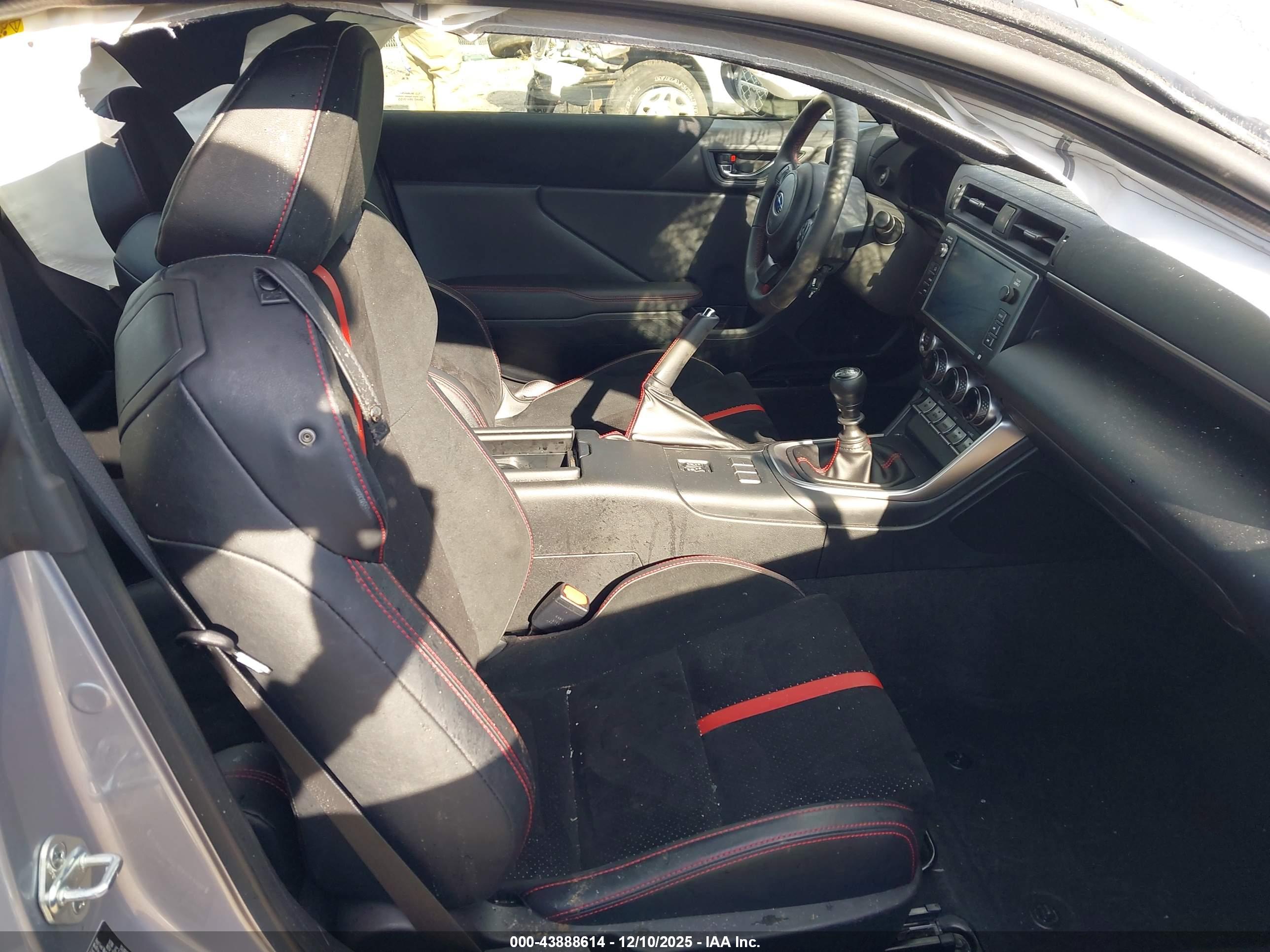 SUBARU BRZ image 5