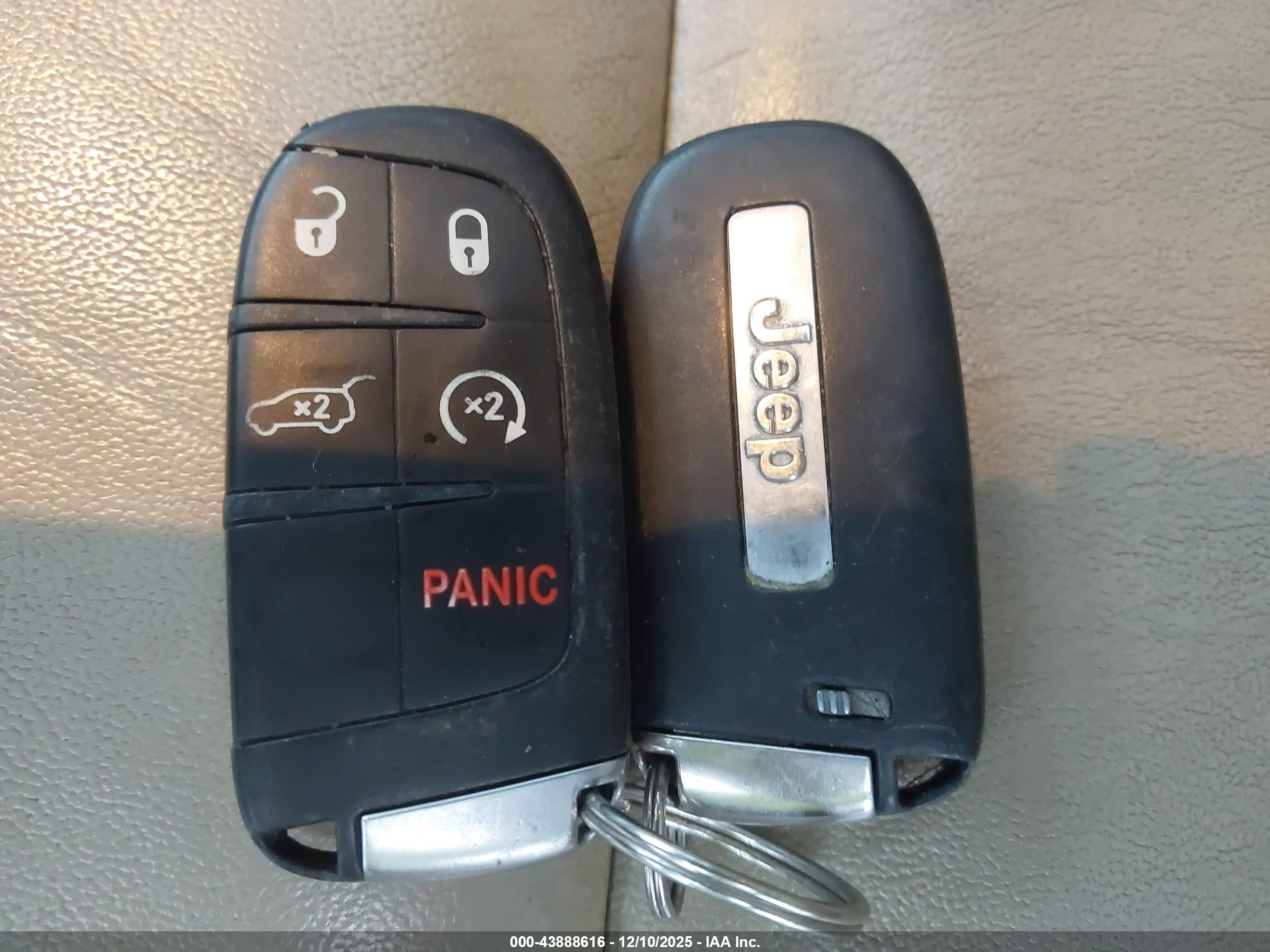 JEEP GRAND image 11