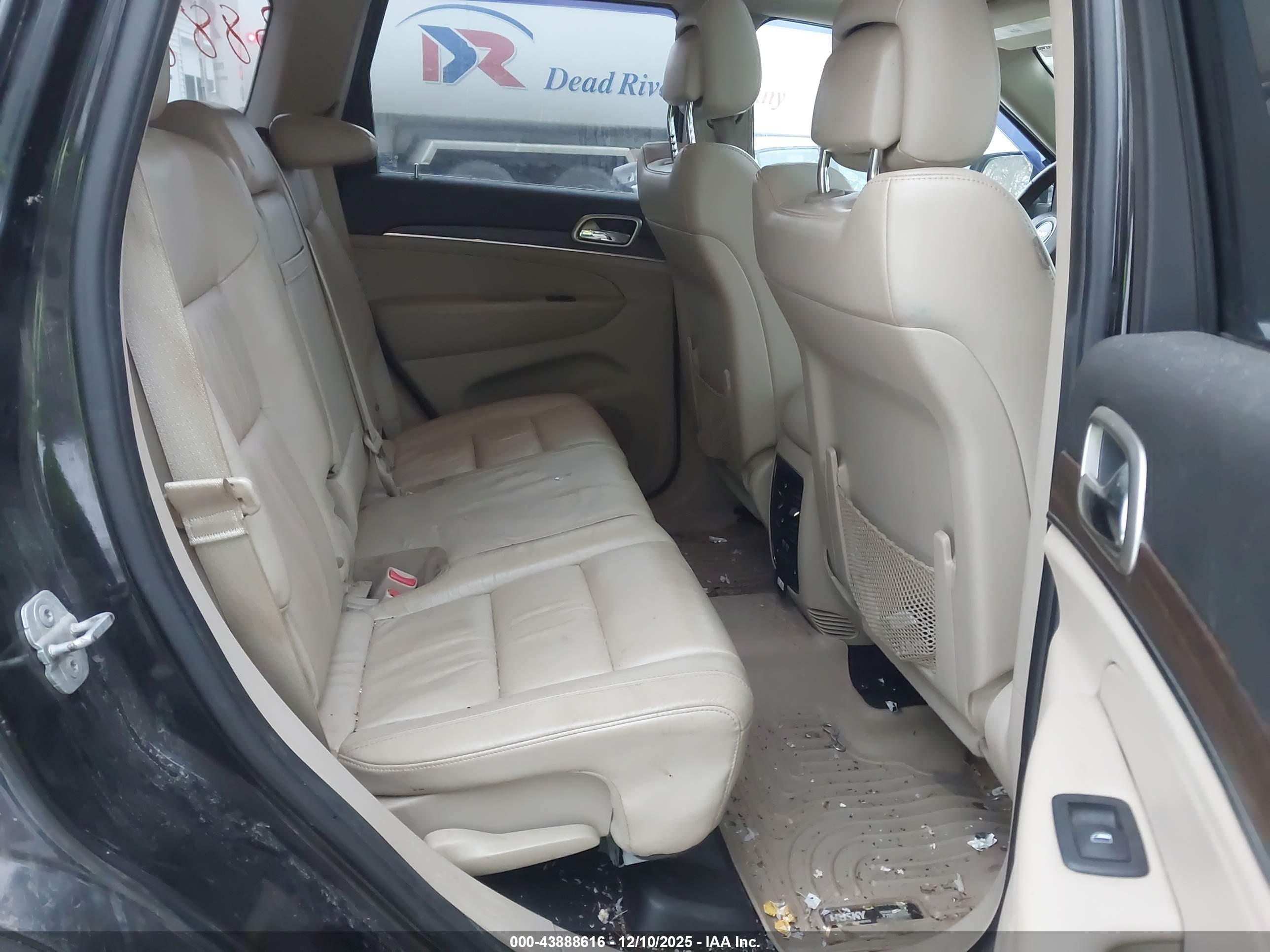 JEEP GRAND image 8